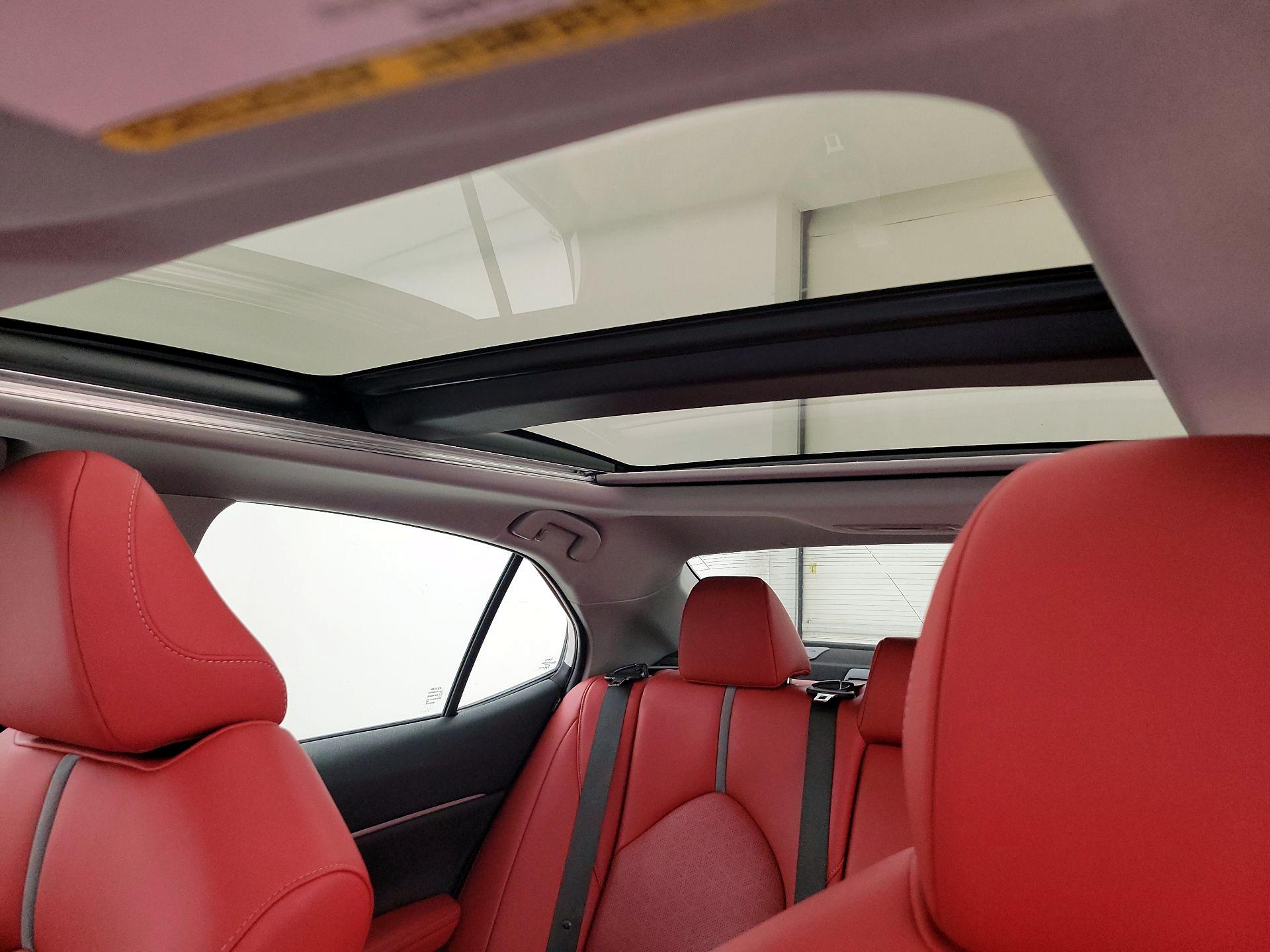 Thumbnail: 2022 Toyota Camry - 19