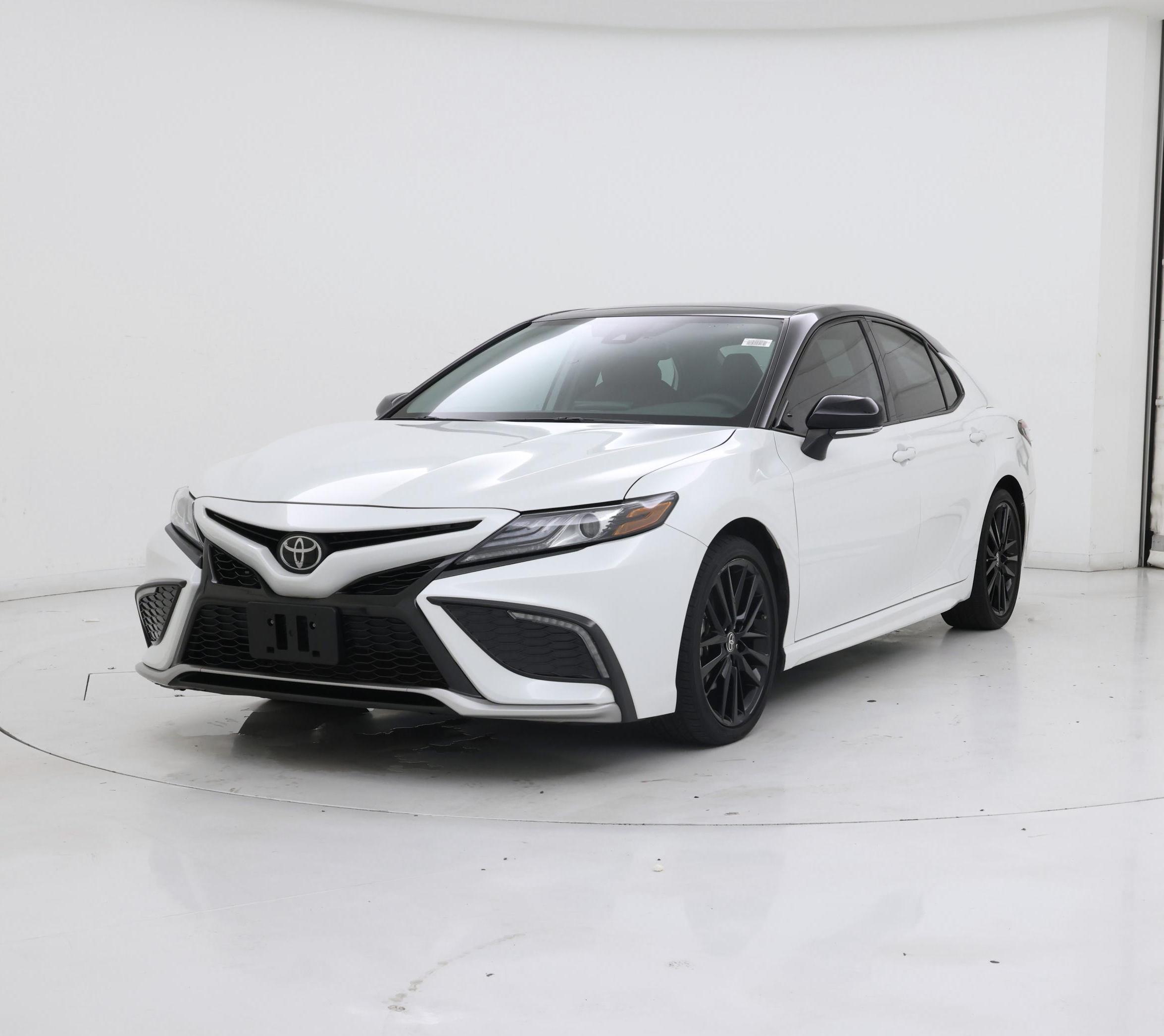 Thumbnail: 2022 Toyota Camry - 4