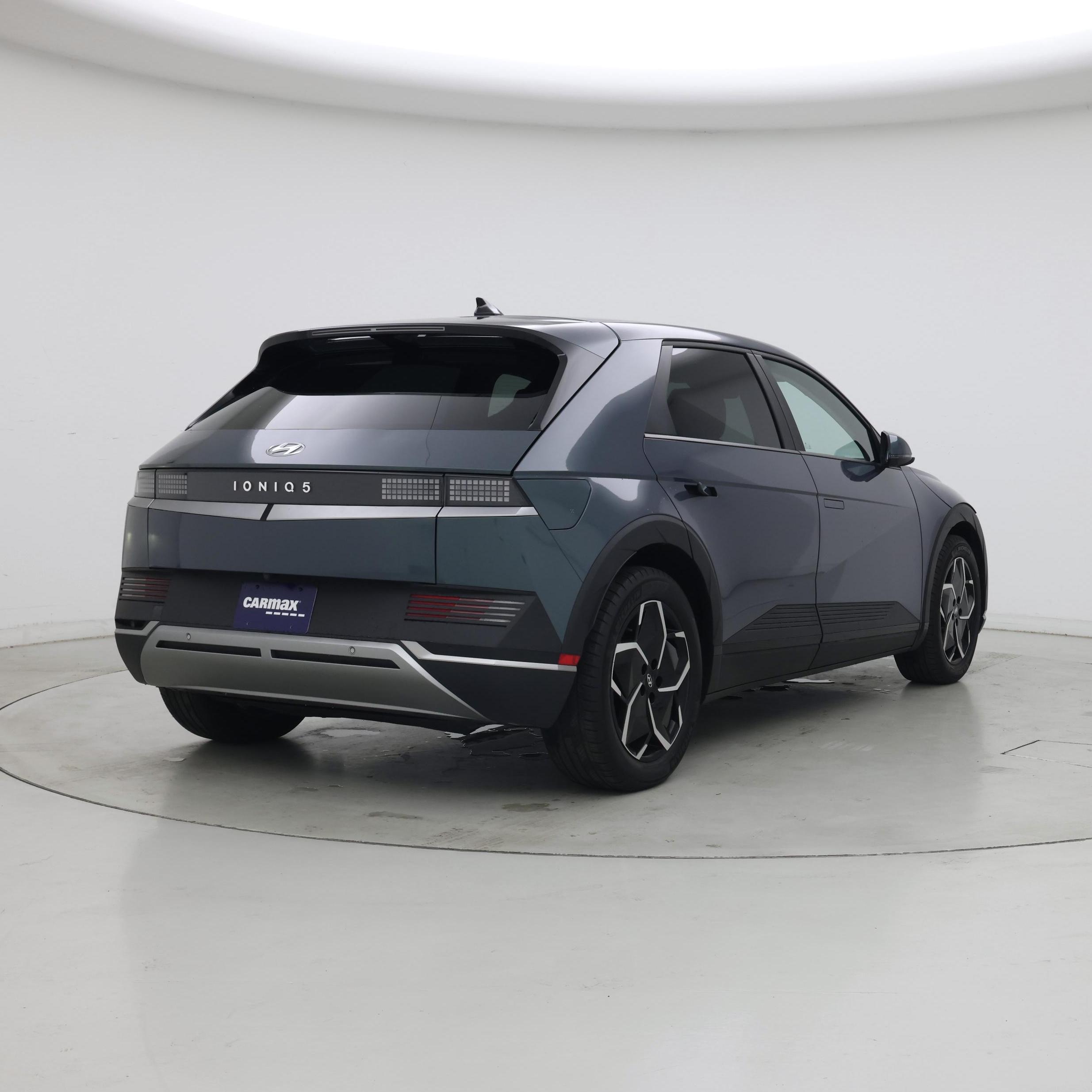 Thumbnail: 2023 Hyundai Ioniq 5 - 8