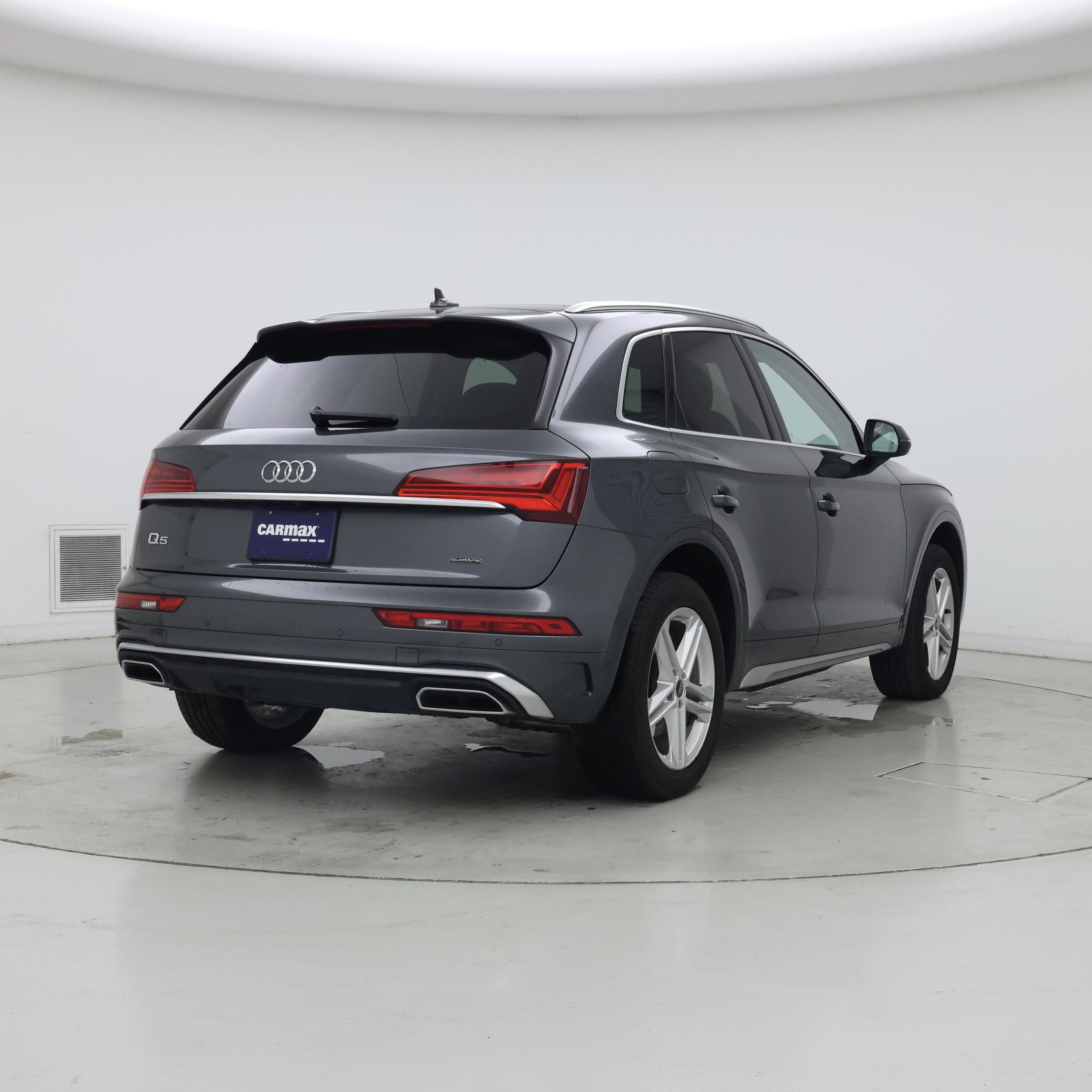 Thumbnail: 2023 Audi Q5 - 8