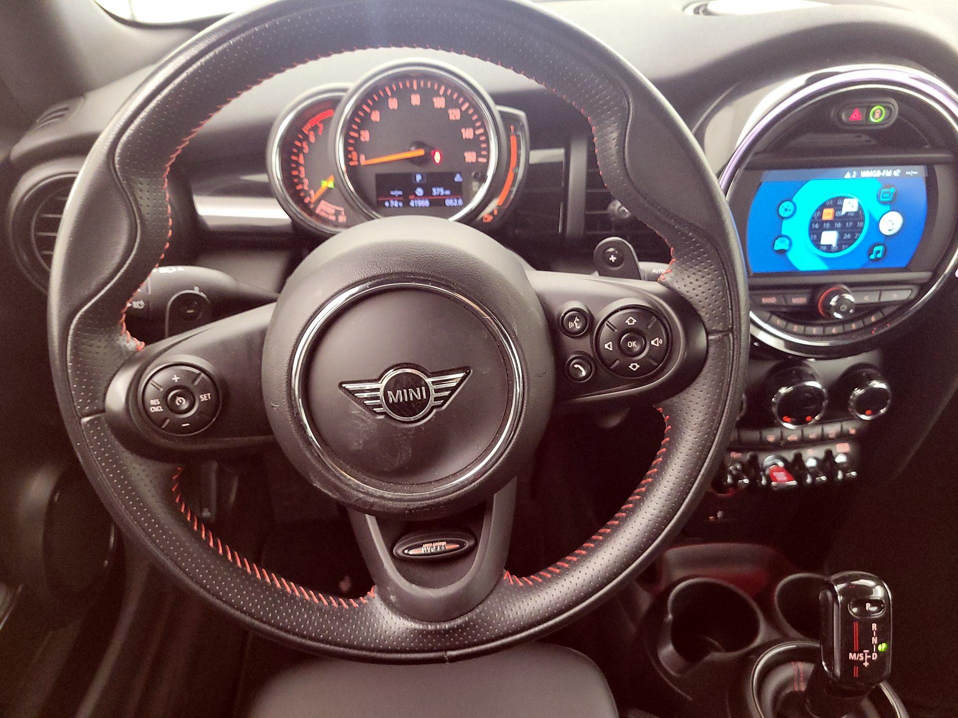 Thumbnail: 2021 MINI Cooper - 10