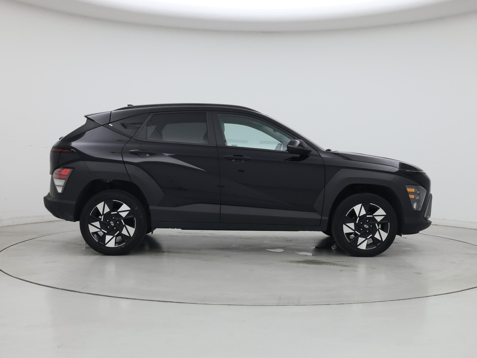 2025 Hyundai Kona SEL - Photo 8
