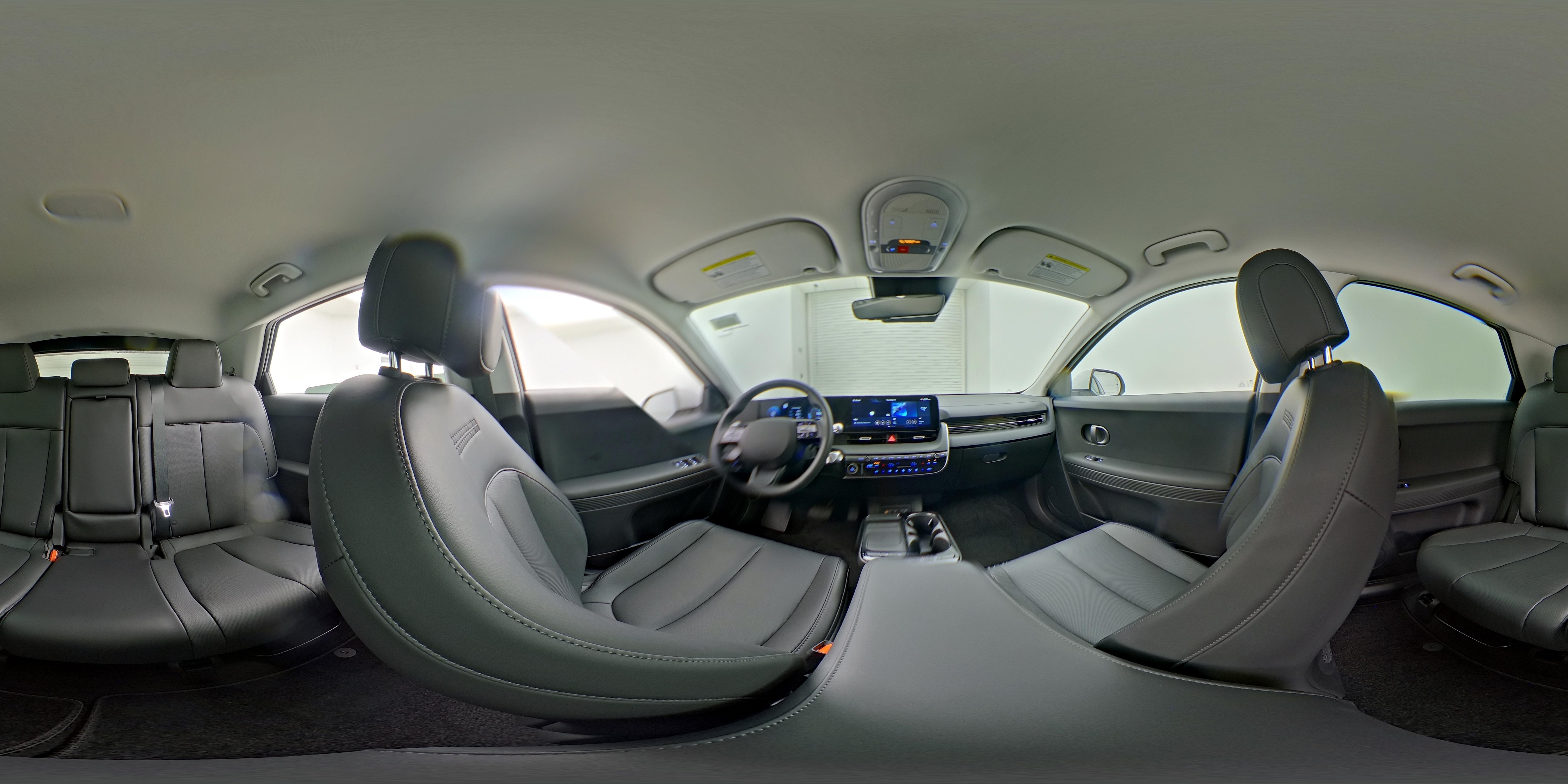 2025 Hyundai IONIQ 5 SEL - Photo 26