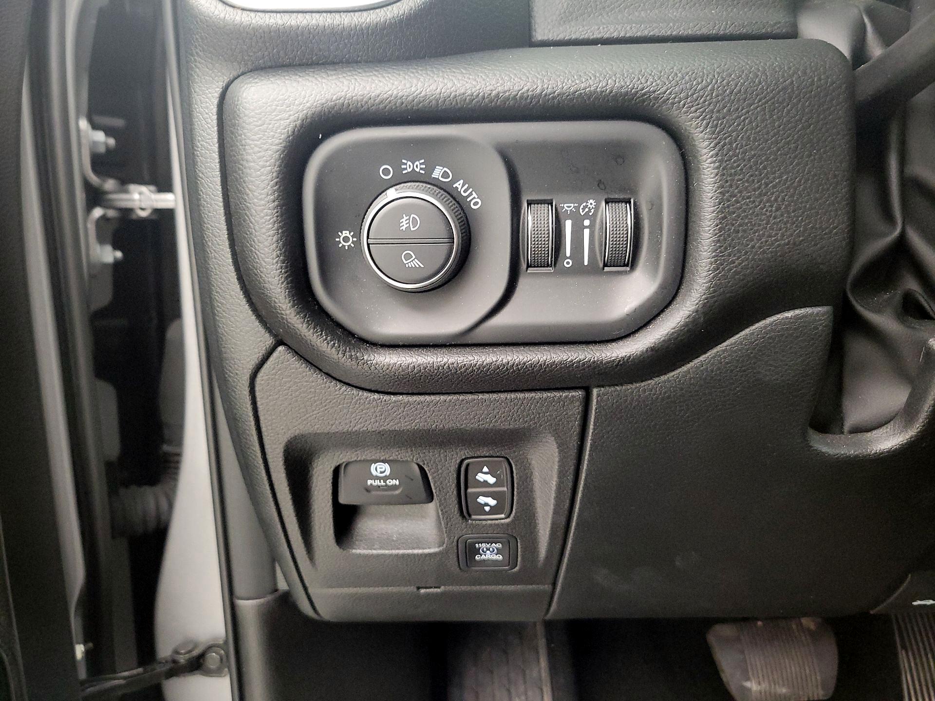 Thumbnail: 2025 RAM 1500 - 13