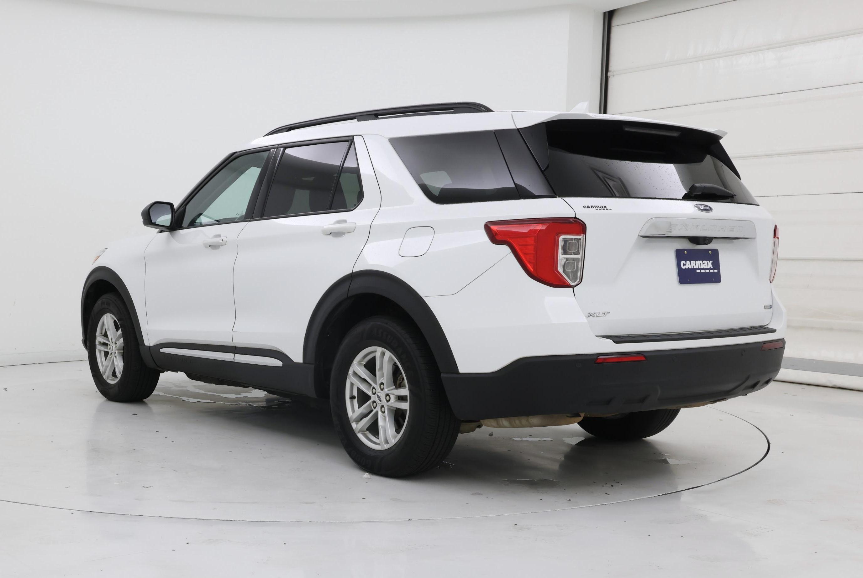 Thumbnail: 2020 Ford Explorer - 2