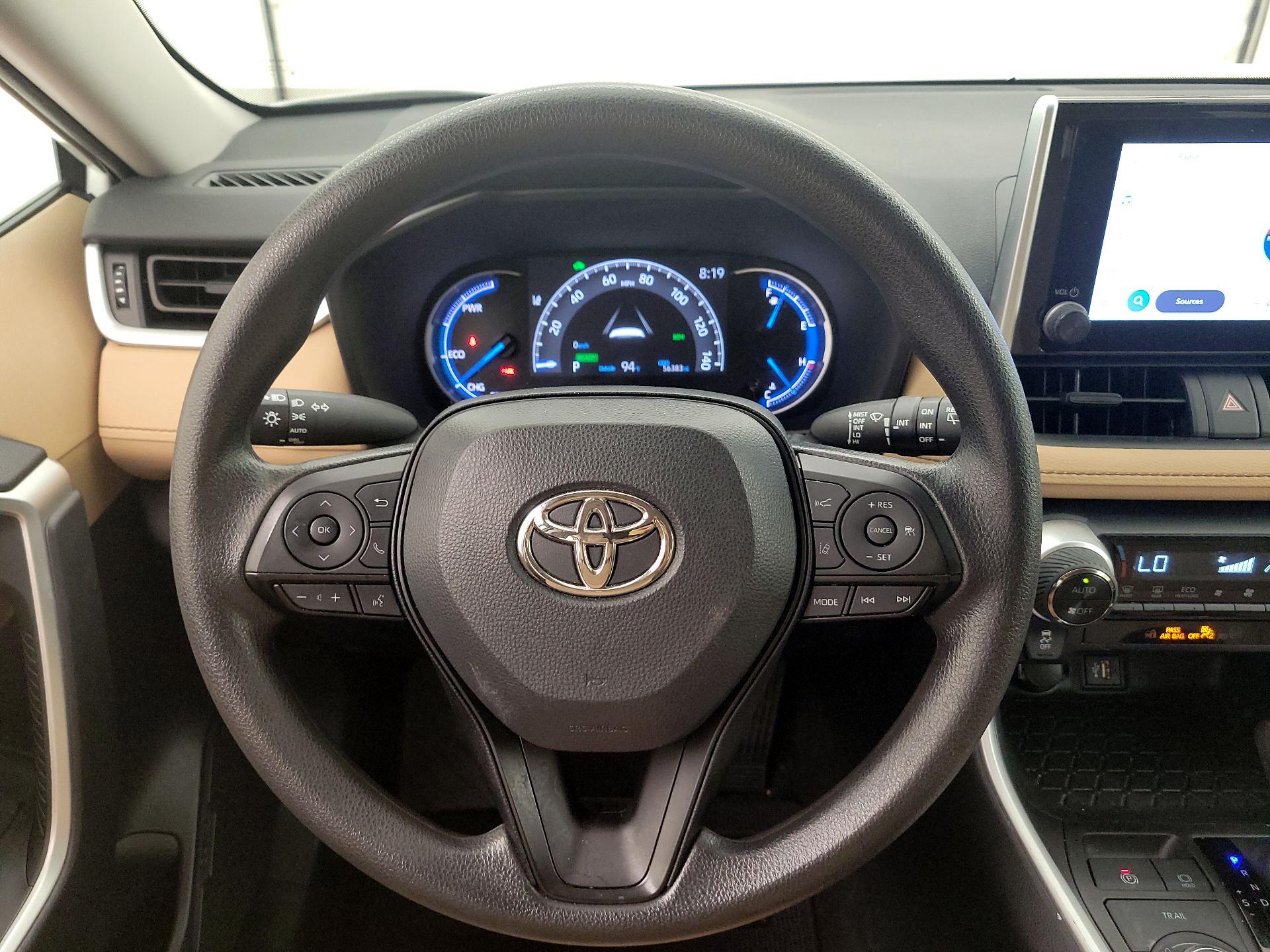 Thumbnail: 2023 Toyota RAV4 - 10