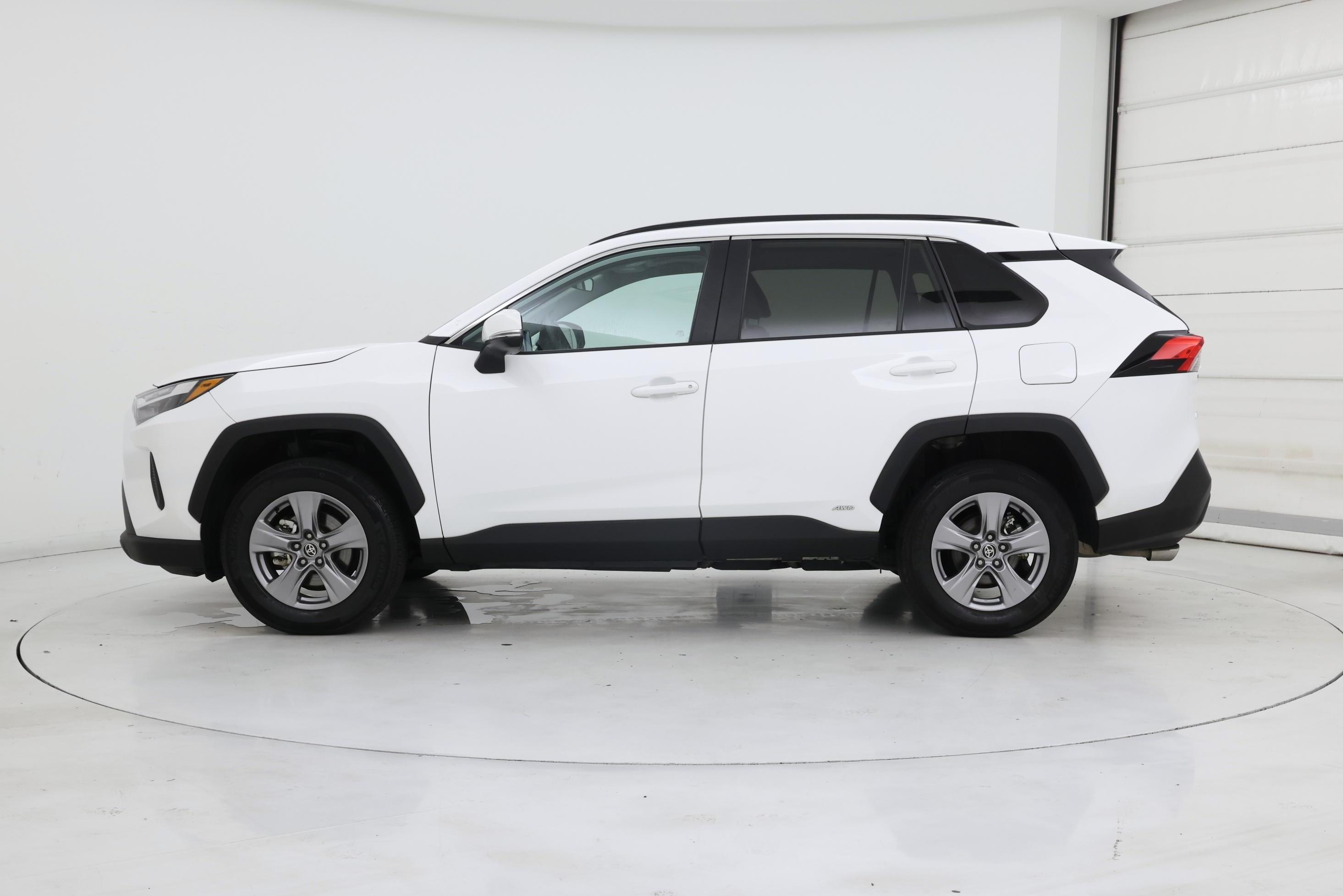 Thumbnail: 2023 Toyota RAV4 - 3