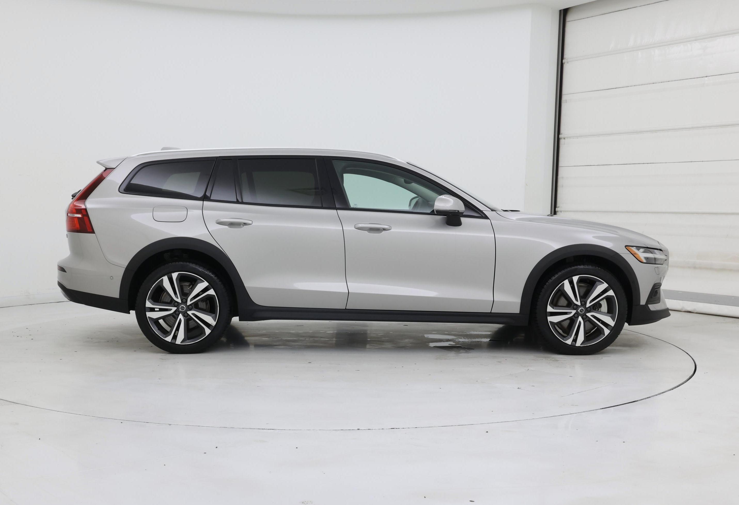 Thumbnail: 2025 Volvo S60 - 7