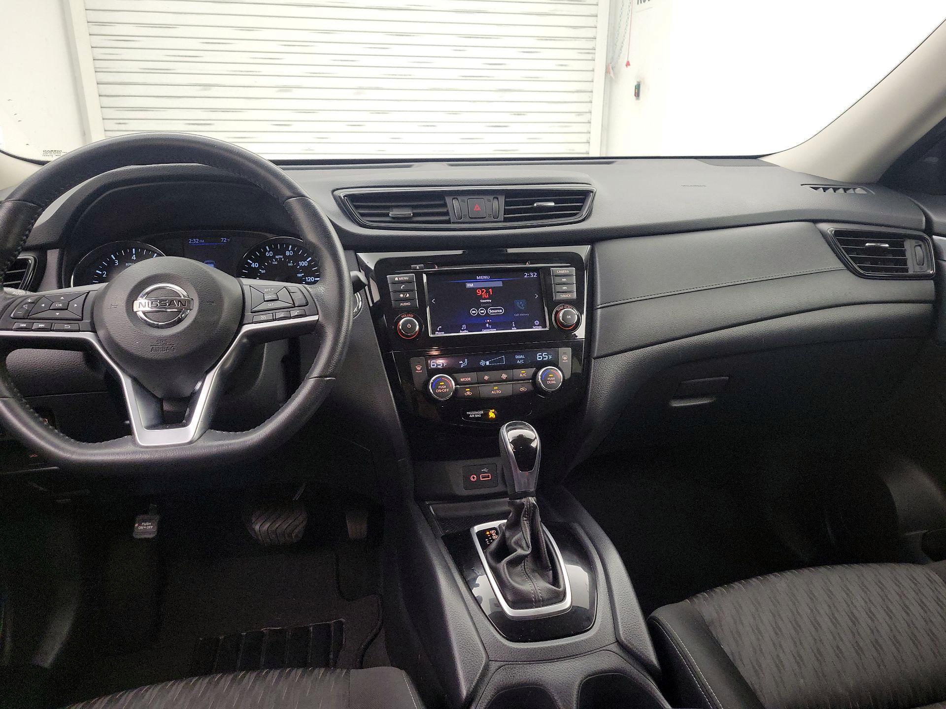 Thumbnail: 2020 Nissan Rogue - 9