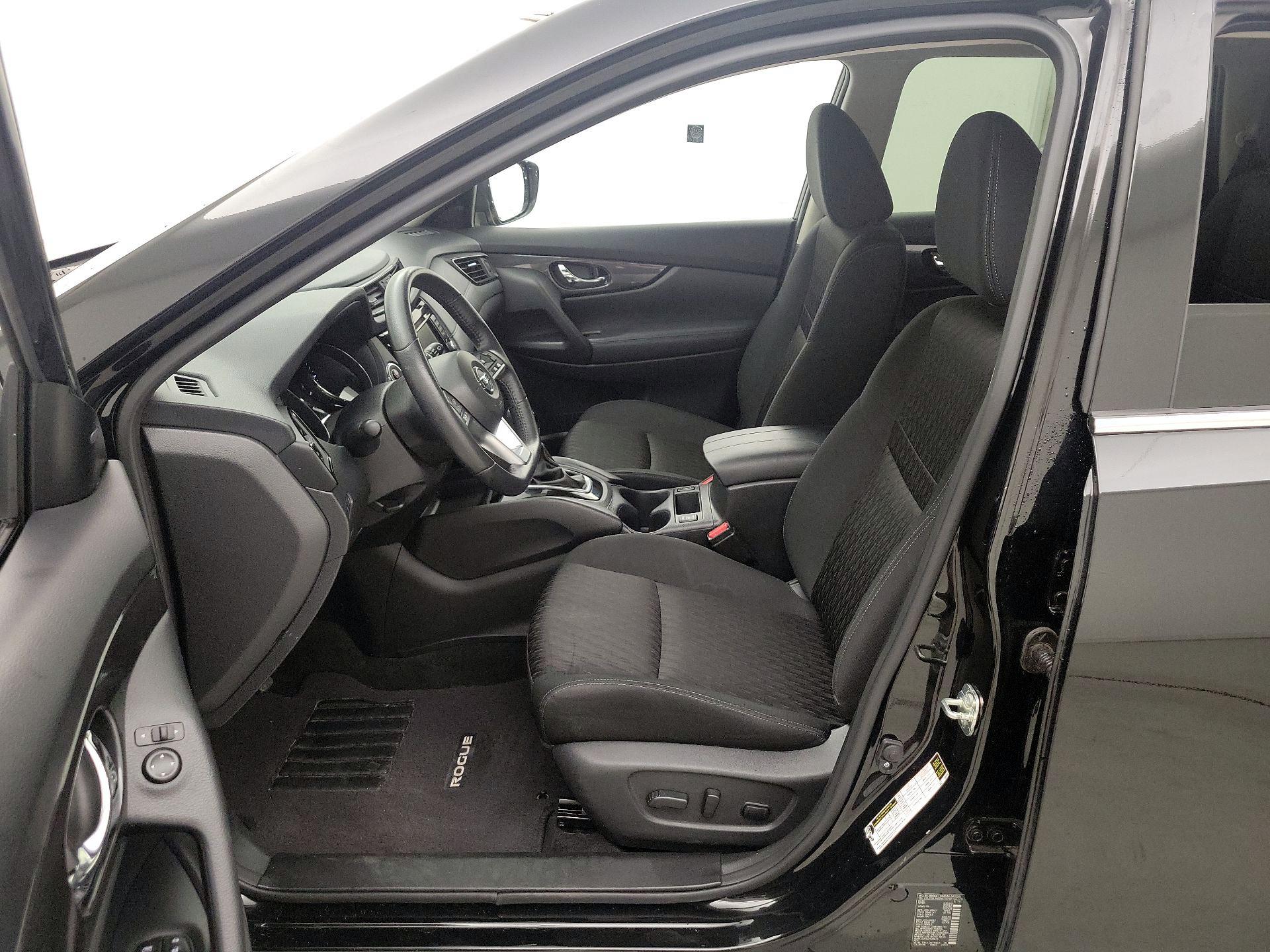 Thumbnail: 2020 Nissan Rogue - 11
