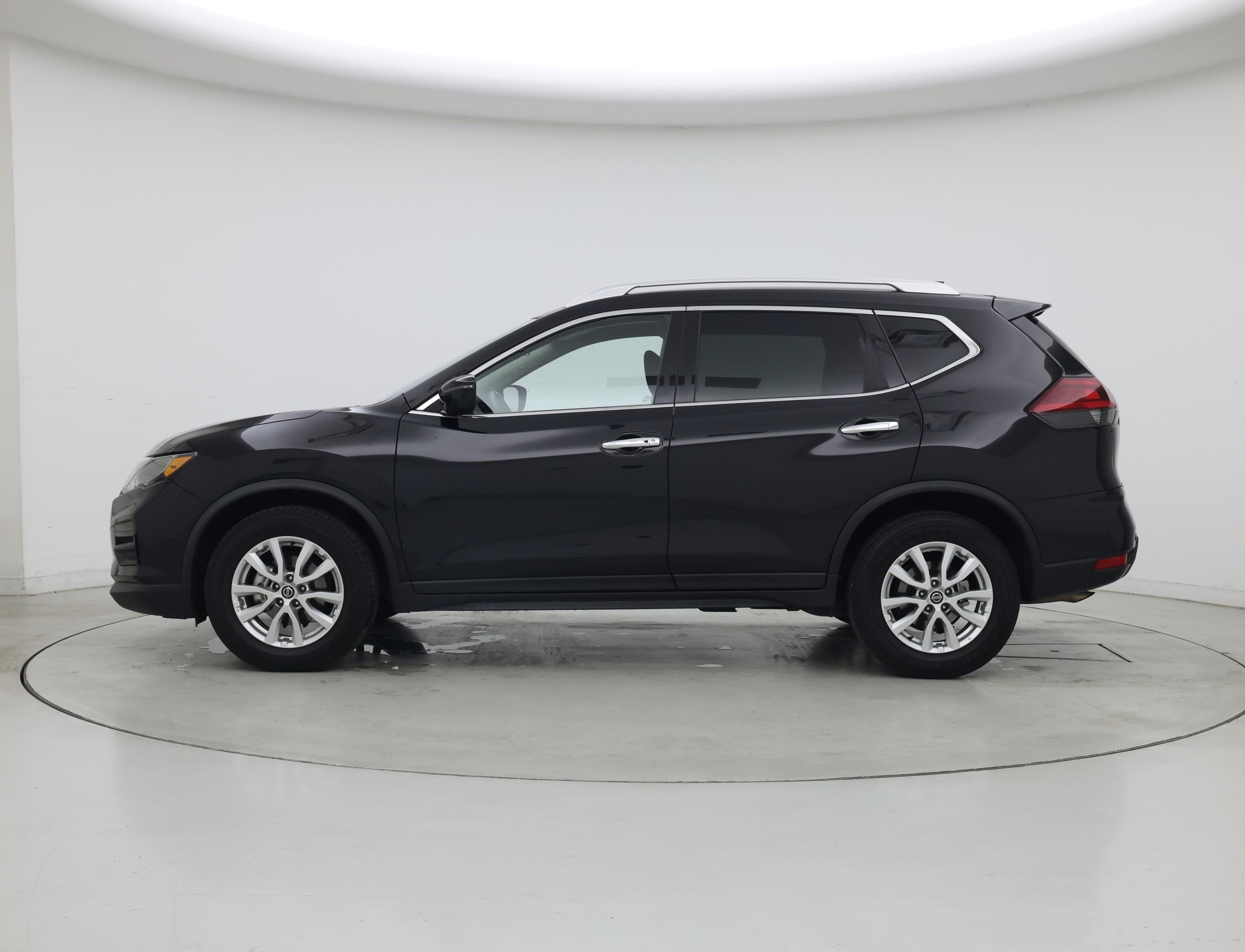 Thumbnail: 2020 Nissan Rogue - 3
