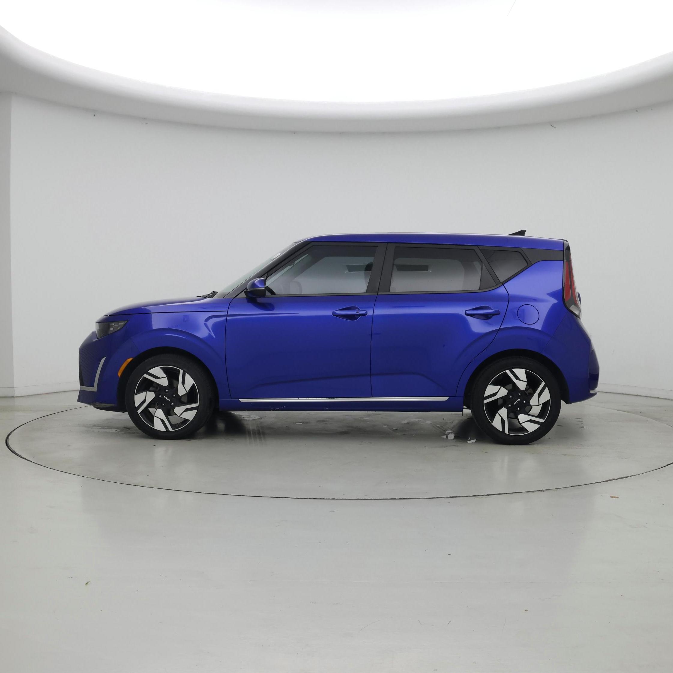 Thumbnail: 2023 Kia Soul - 3