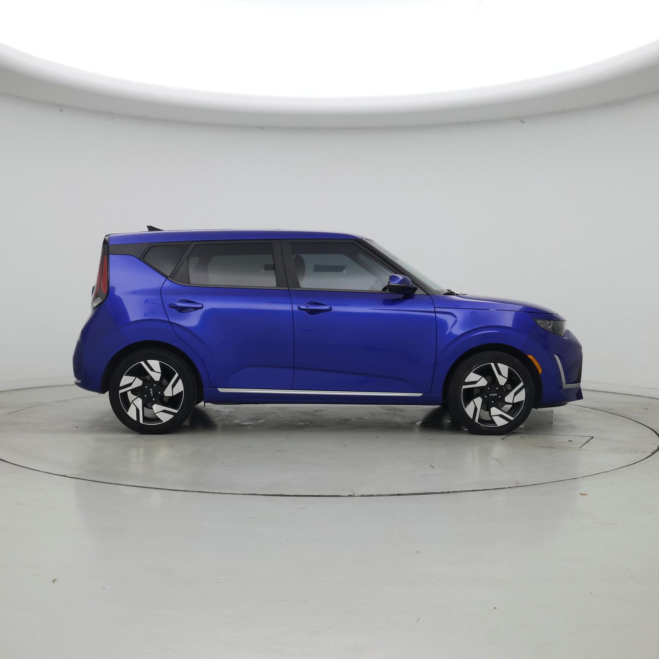 Thumbnail: 2023 Kia Soul - 7