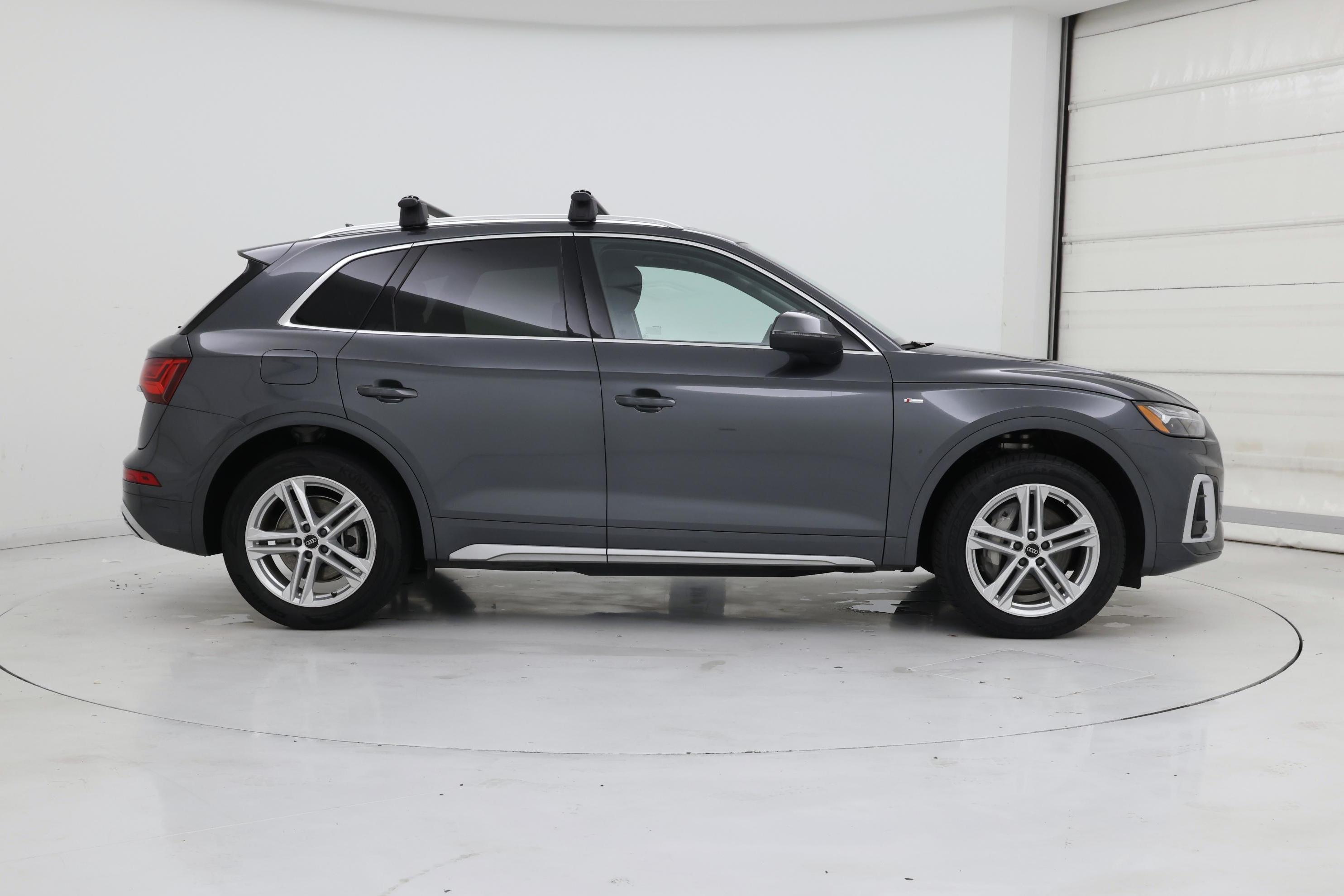 Thumbnail: 2023 Audi Q5 - 7