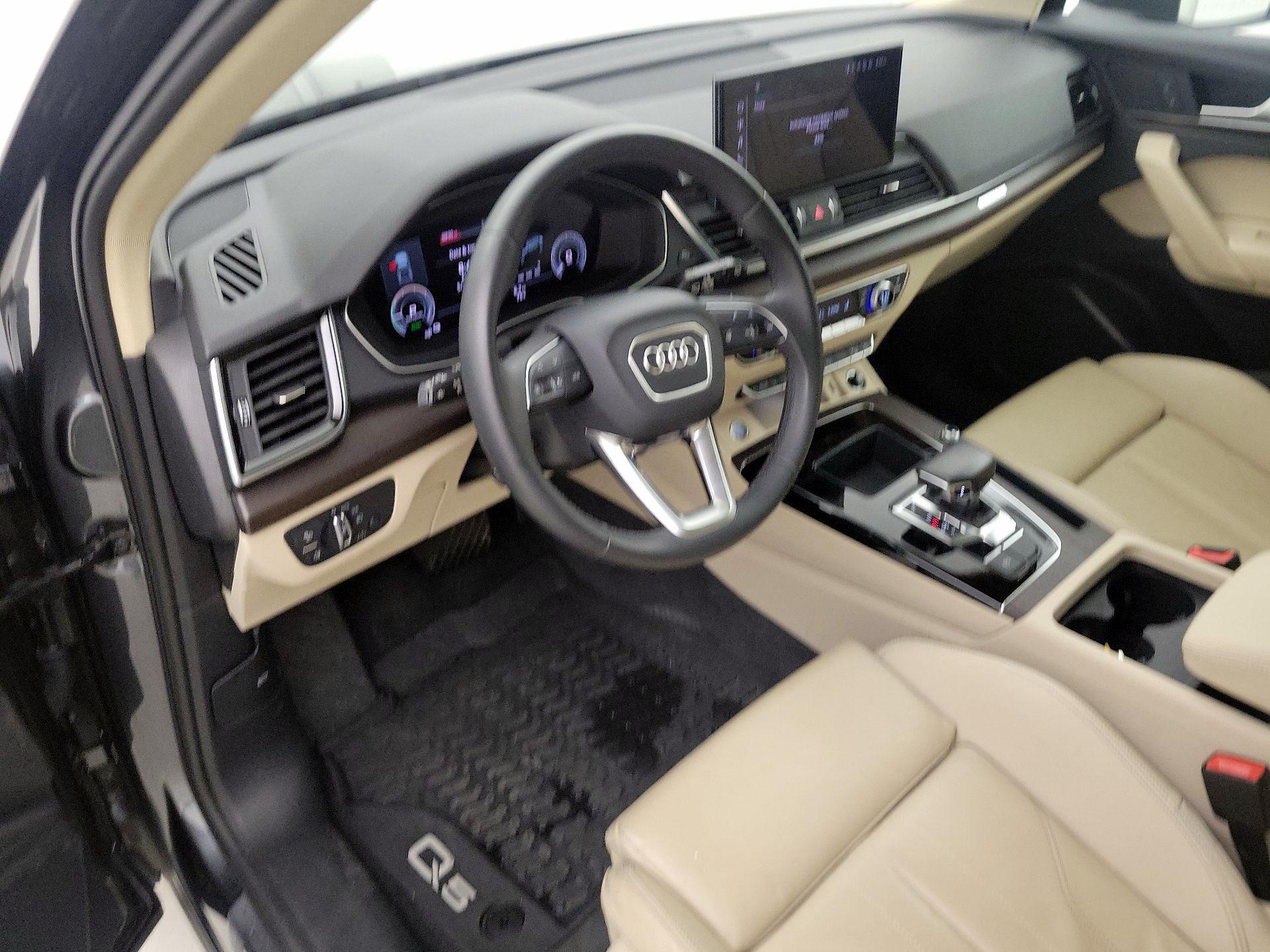 Thumbnail: 2023 Audi Q5 - 11