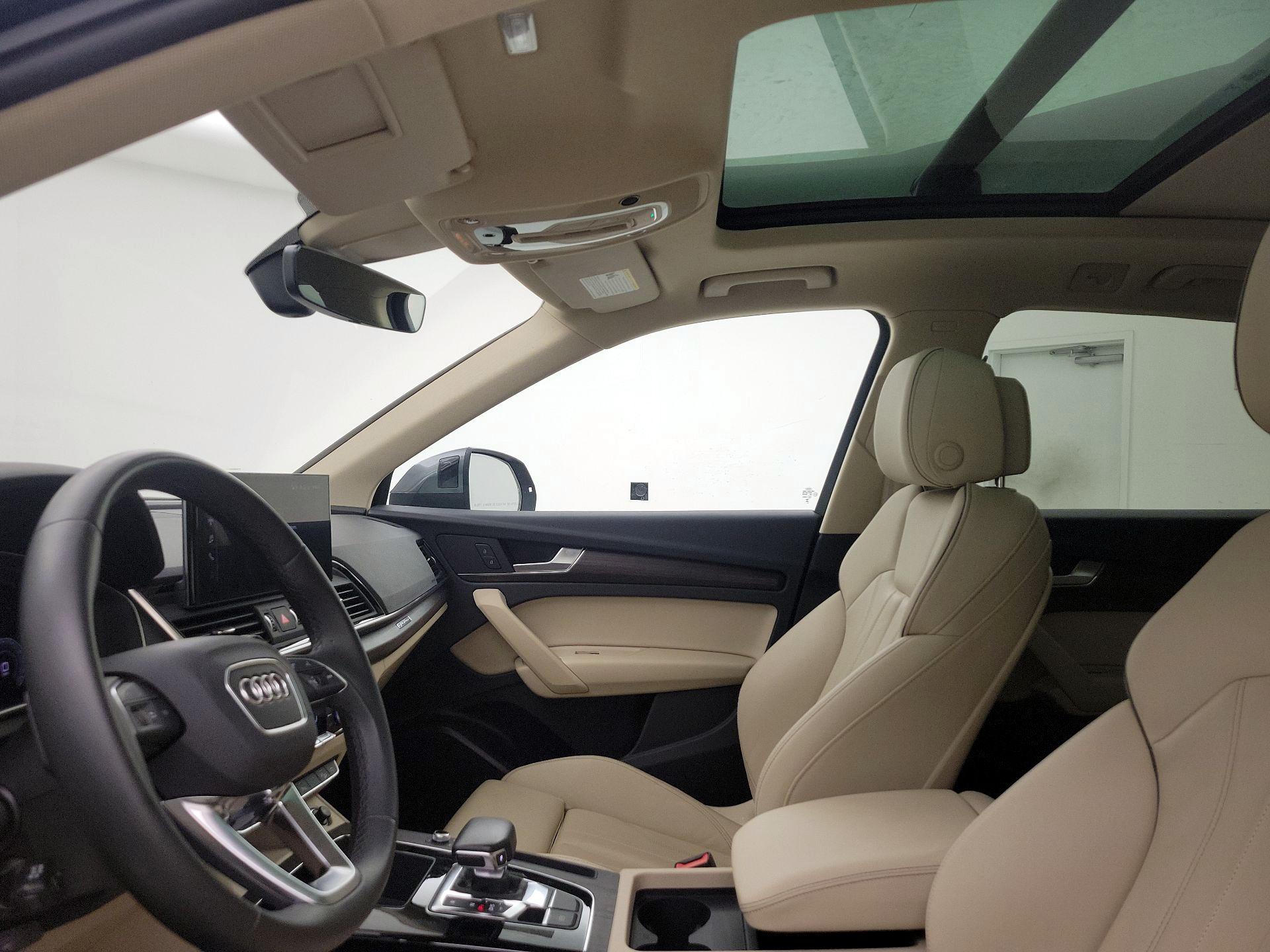 Thumbnail: 2023 Audi Q5 - 19