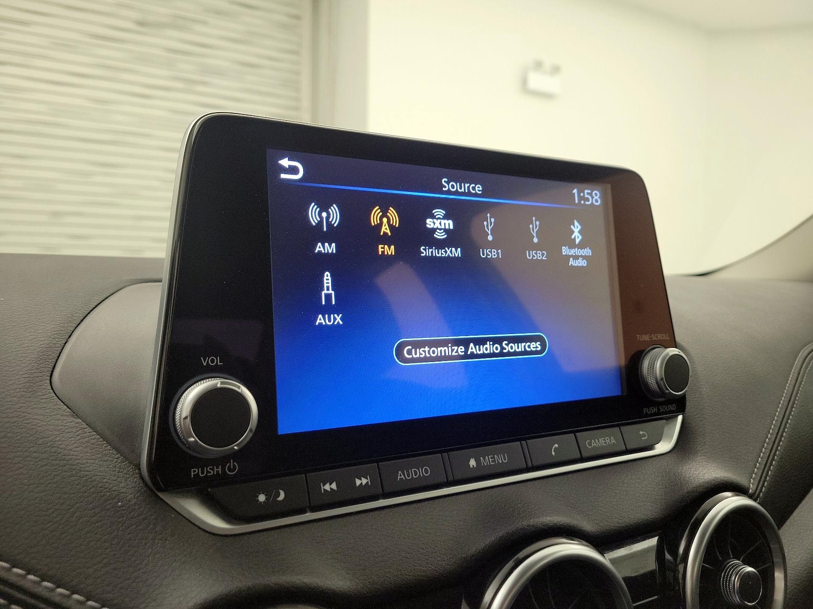 2025 Nissan Sentra SV - Photo 16