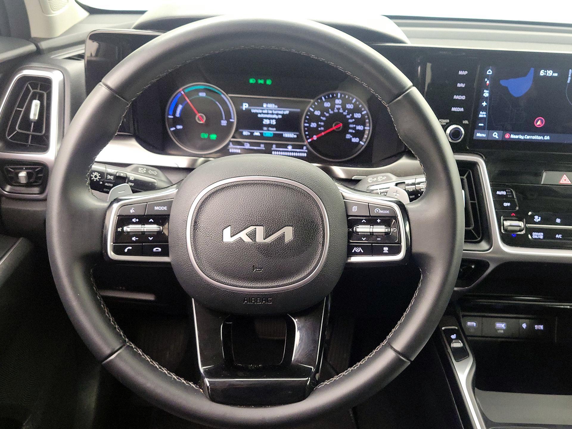 Thumbnail: 2023 Kia Sorento - 10