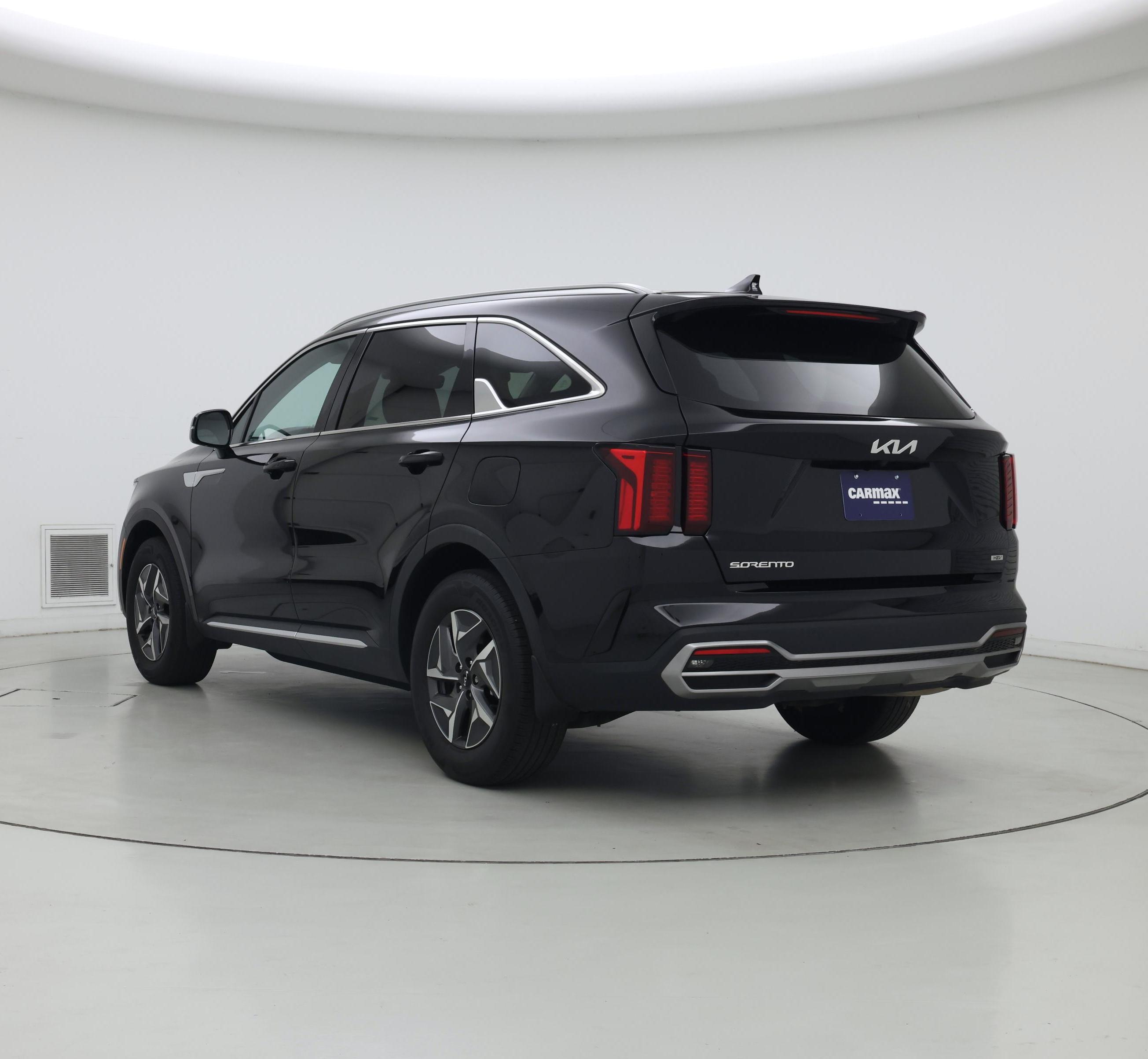 Thumbnail: 2023 Kia Sorento - 2