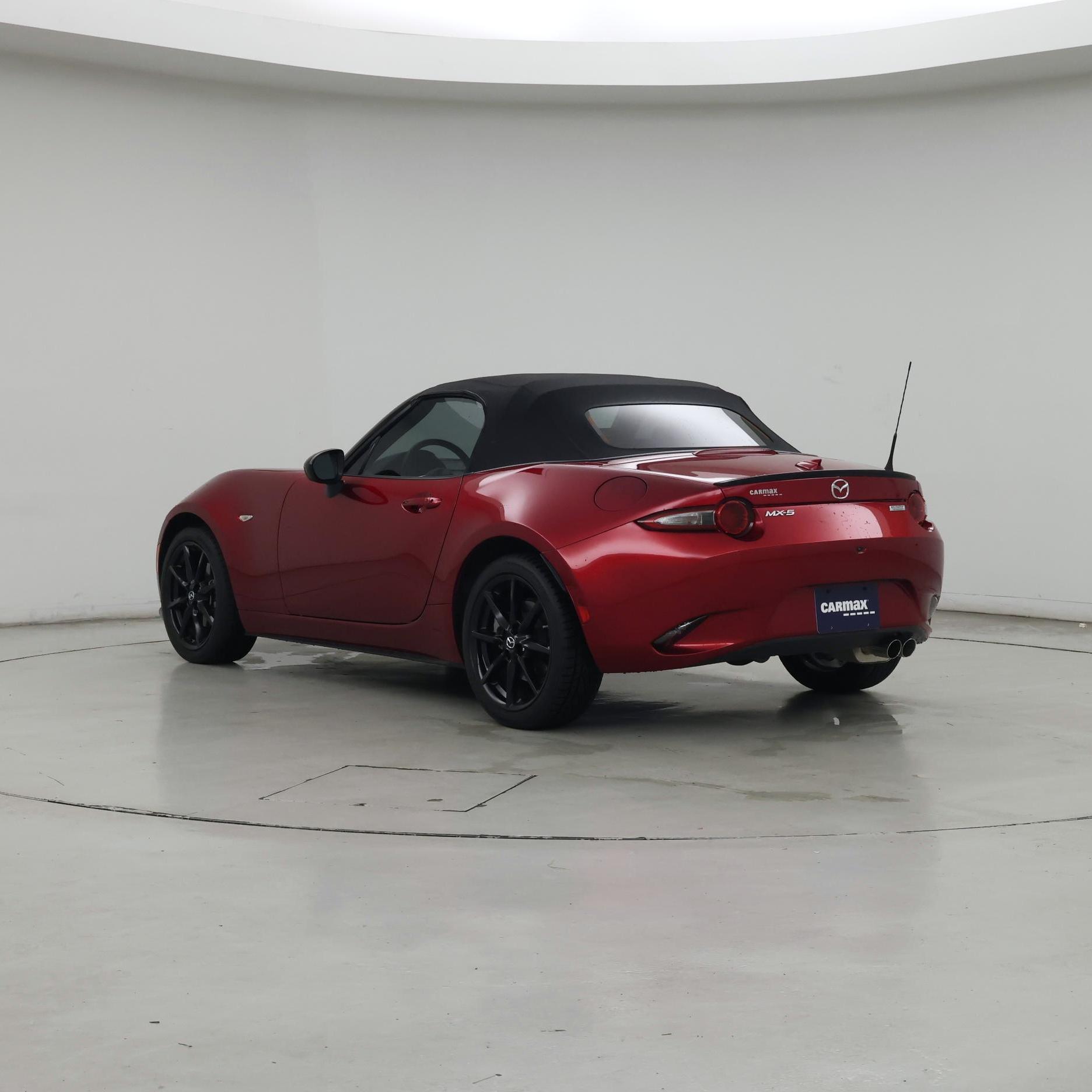 Thumbnail: 2019 Mazda MX-5 Miata - 2