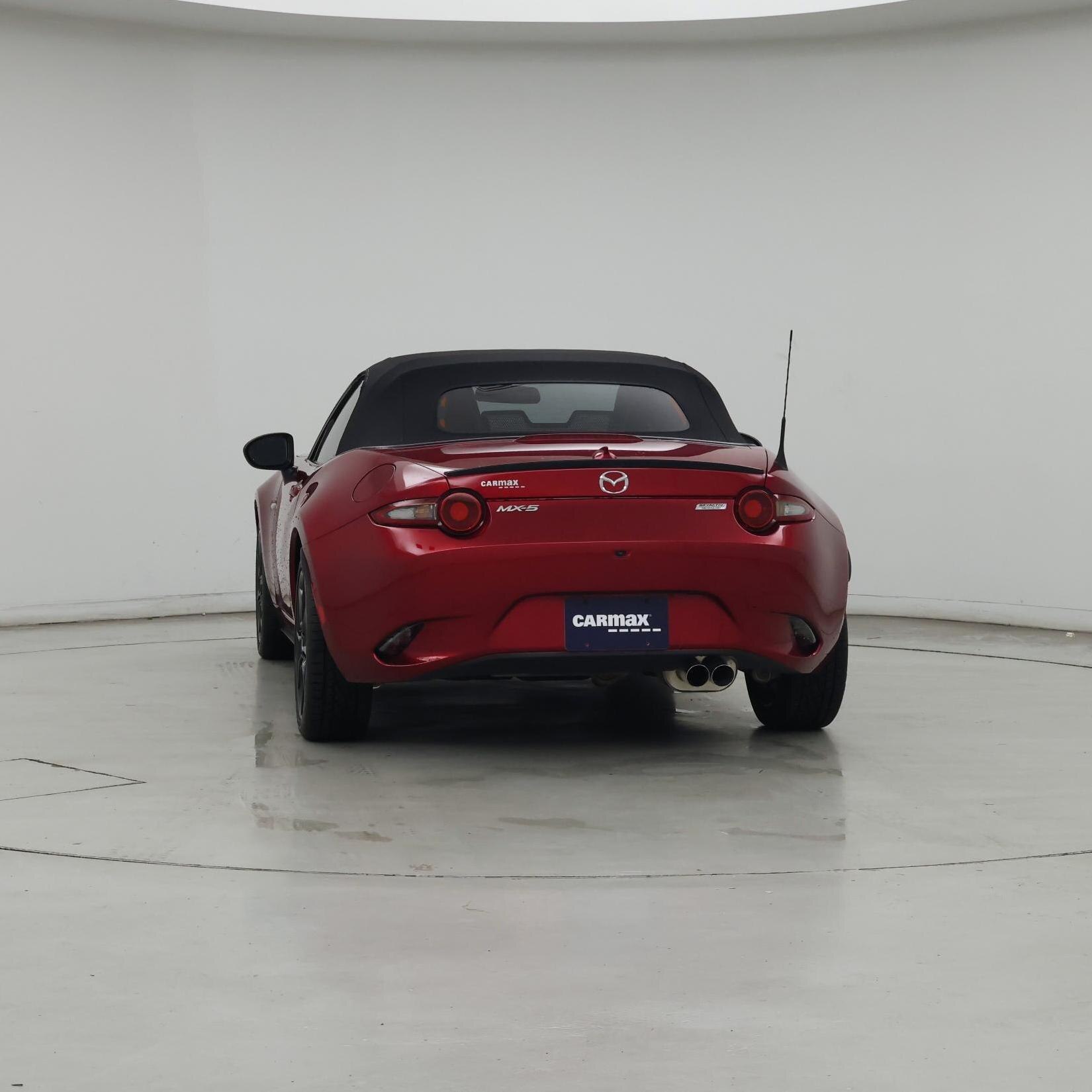 Thumbnail: 2019 Mazda MX-5 Miata - 6
