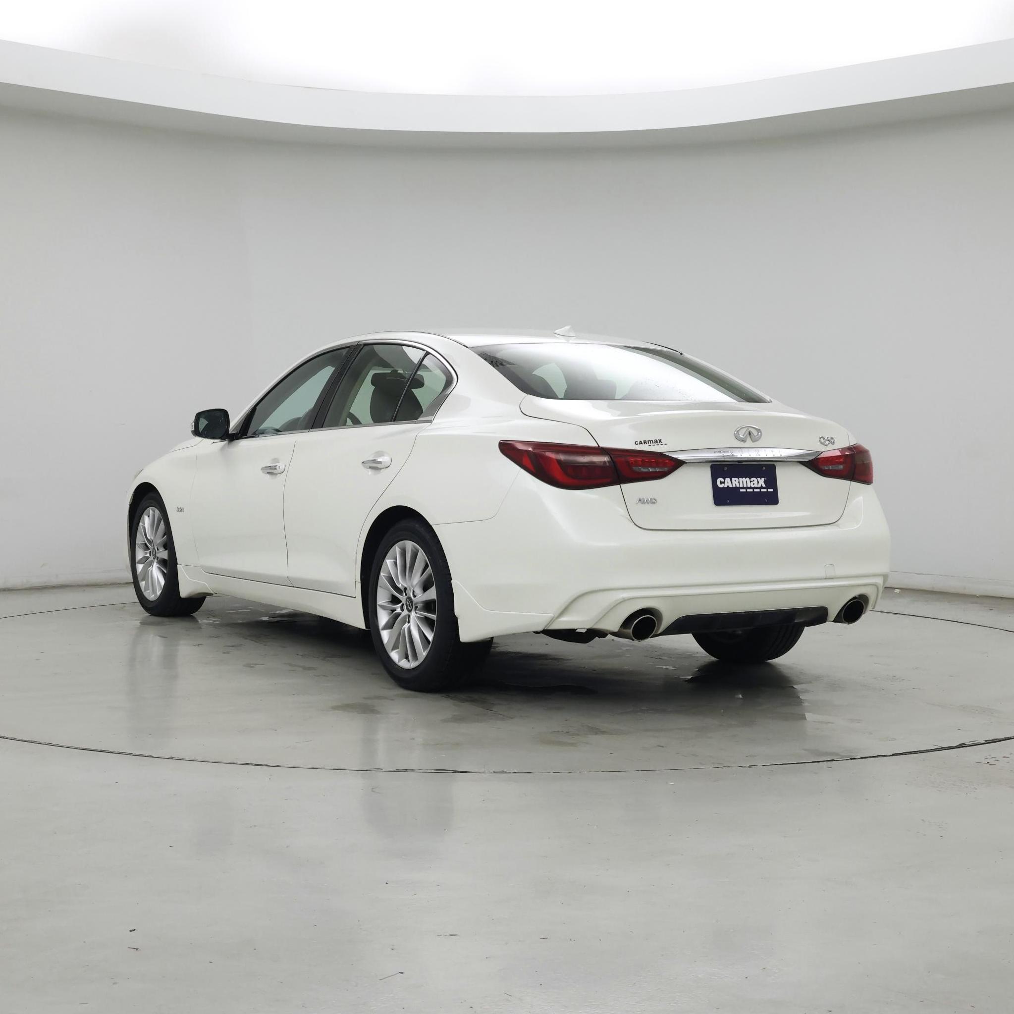 Thumbnail: 2019 INFINITI Q50 - 2