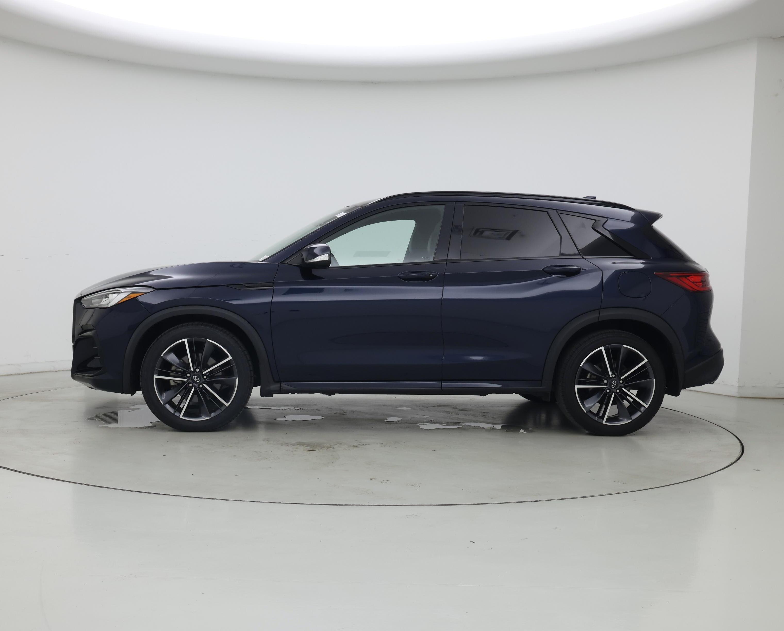 Thumbnail: 2024 INFINITI QX50 - 3