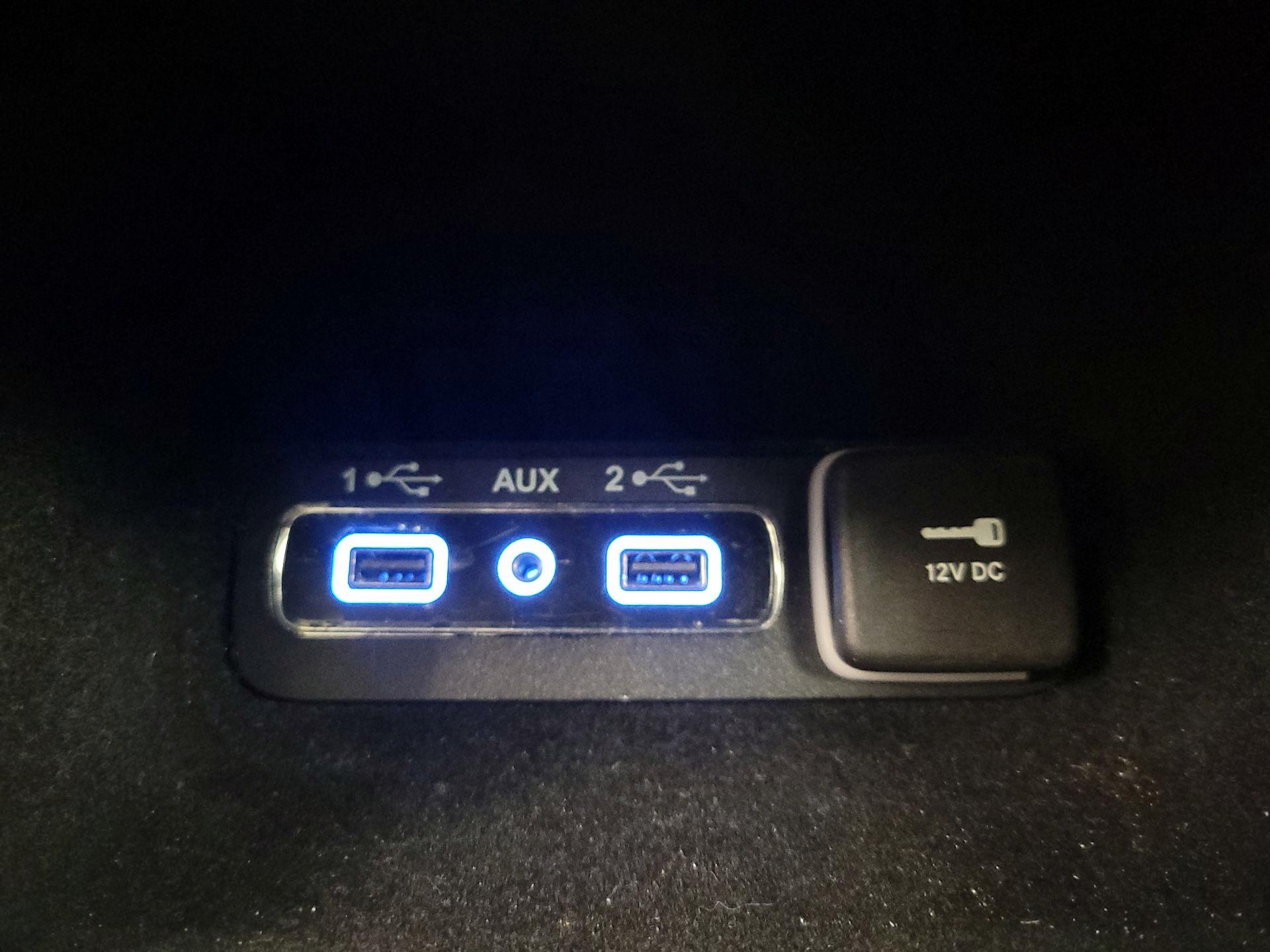 Thumbnail: 2021 Jeep Grand Cherokee - 18
