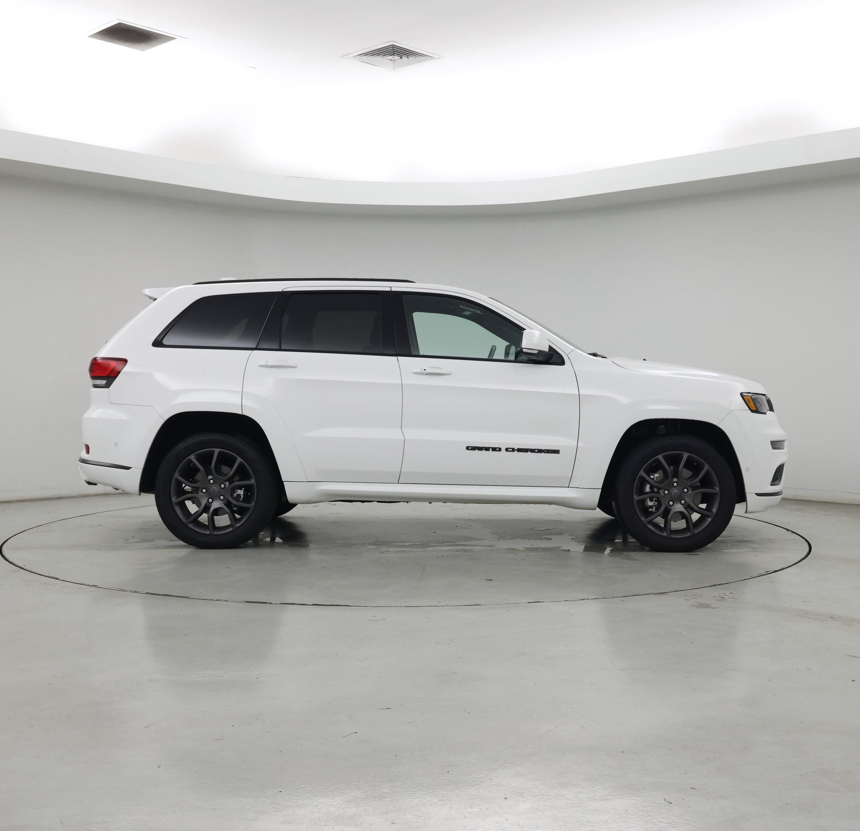 Thumbnail: 2021 Jeep Grand Cherokee - 7