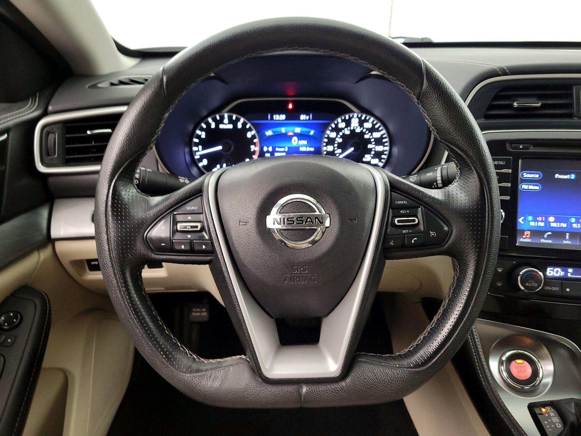 Thumbnail: 2016 Nissan Maxima - 10