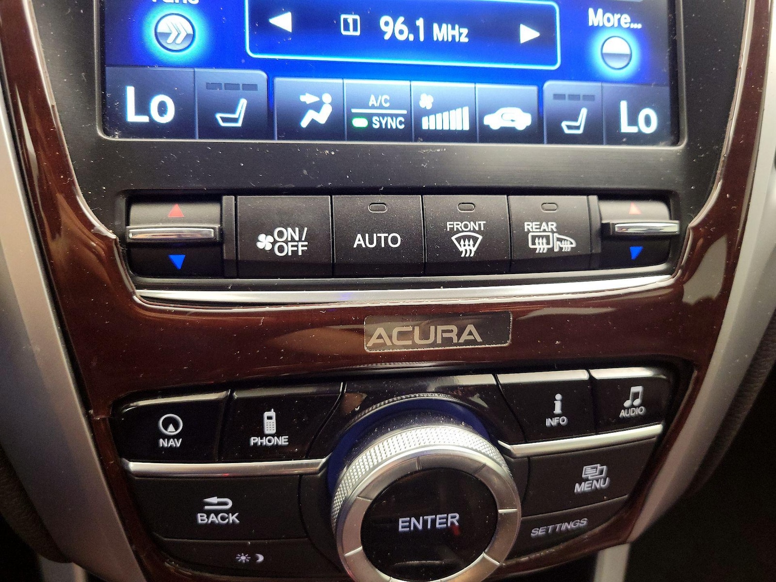 2016 Acura TLX Advance Package - Photo 17