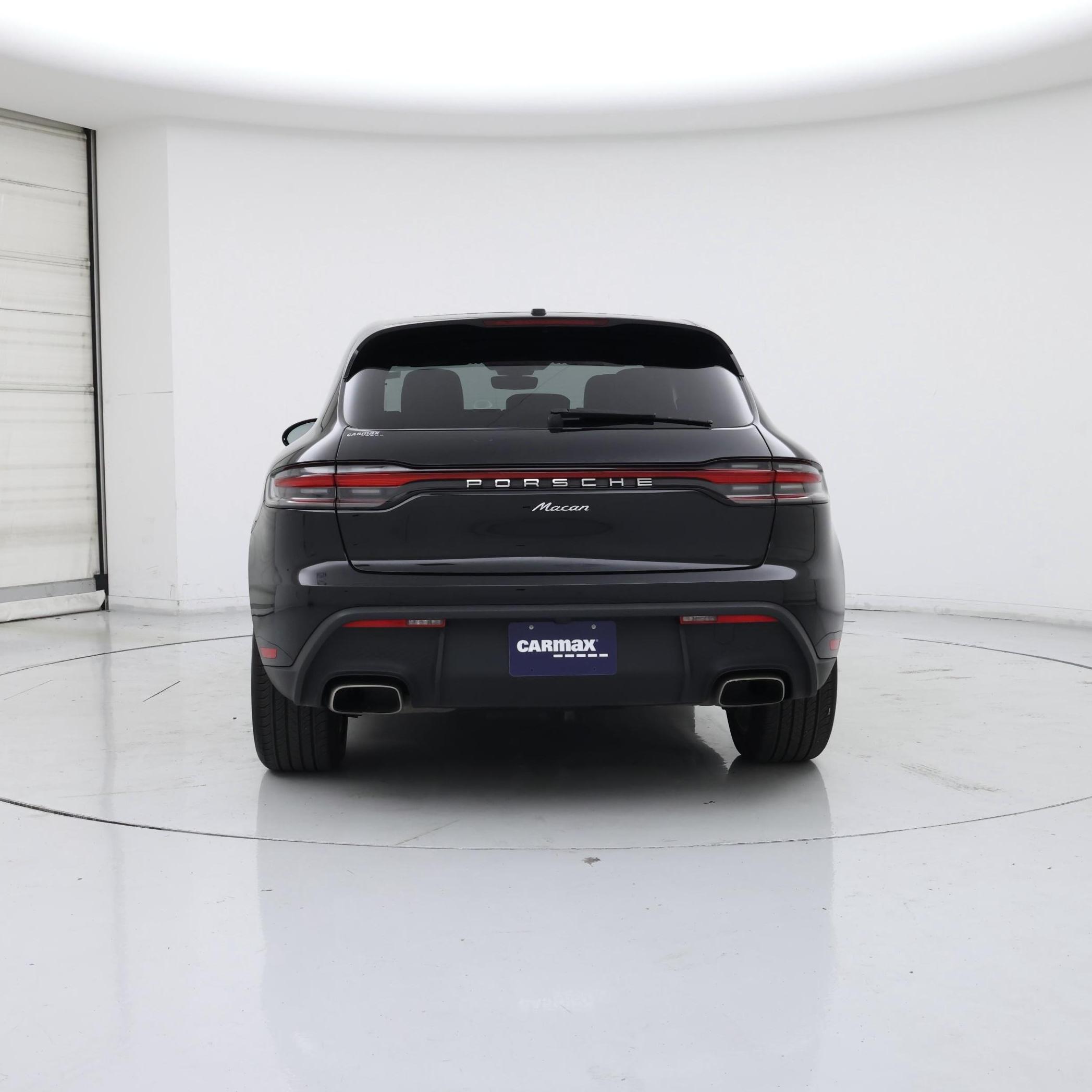 Thumbnail: 2023 Porsche Macan - 6