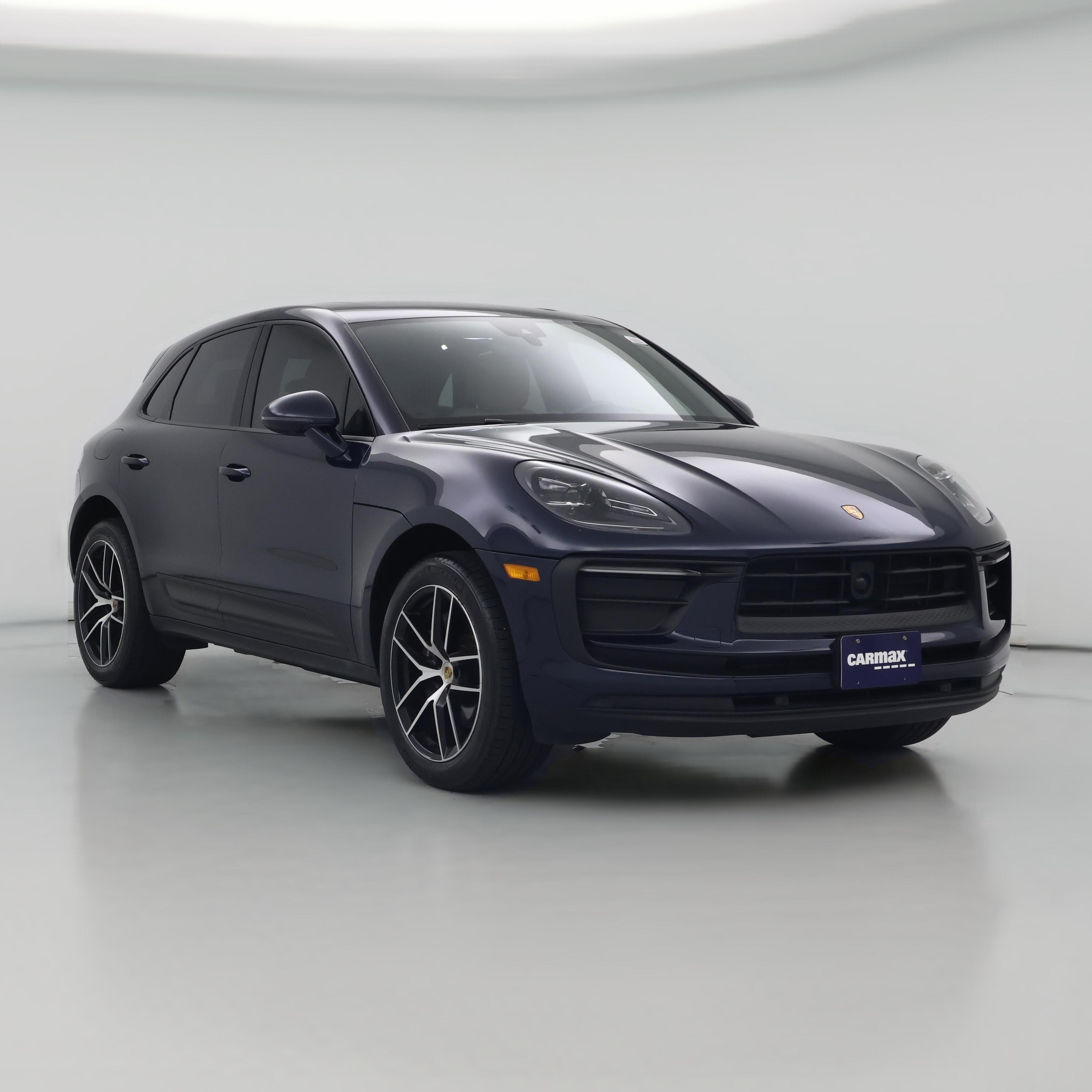 Thumbnail: 2023 Porsche Macan - 1