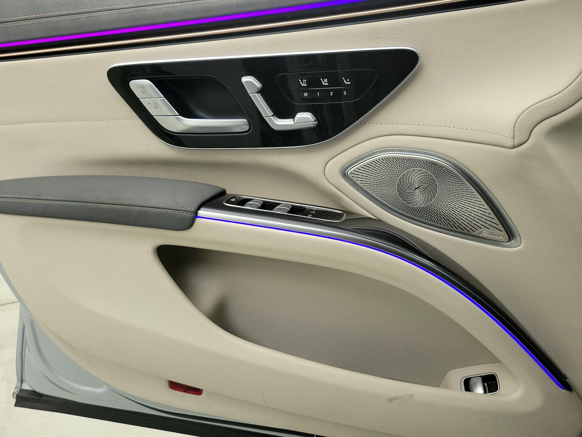 Thumbnail: 2023 Mercedes-Benz EQS - 12