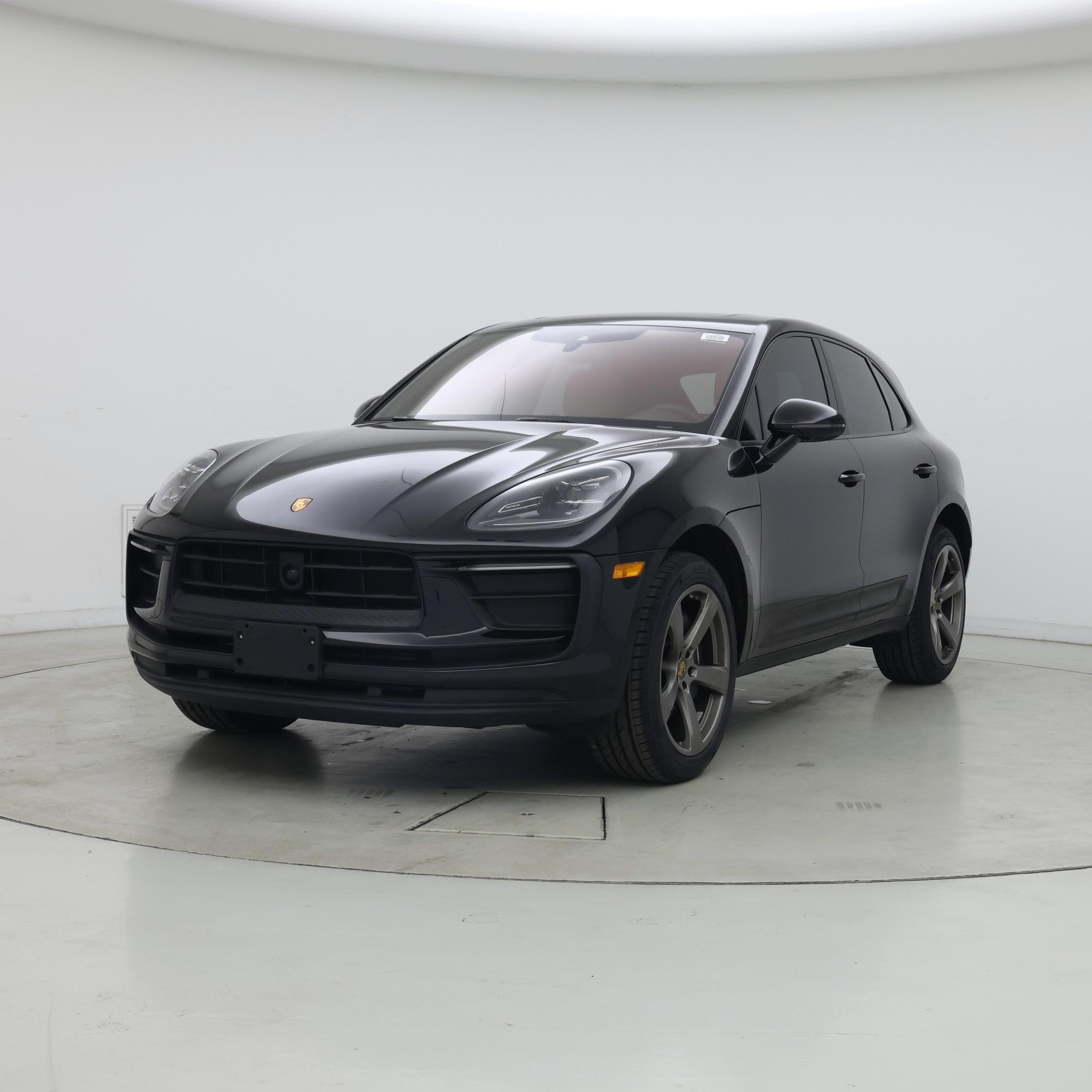 Thumbnail: 2023 Porsche Macan - 4