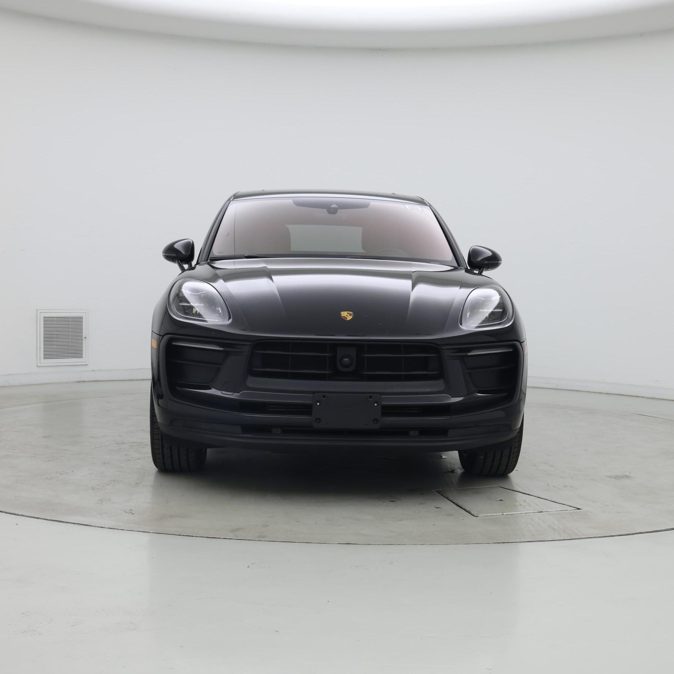 Thumbnail: 2023 Porsche Macan - 5