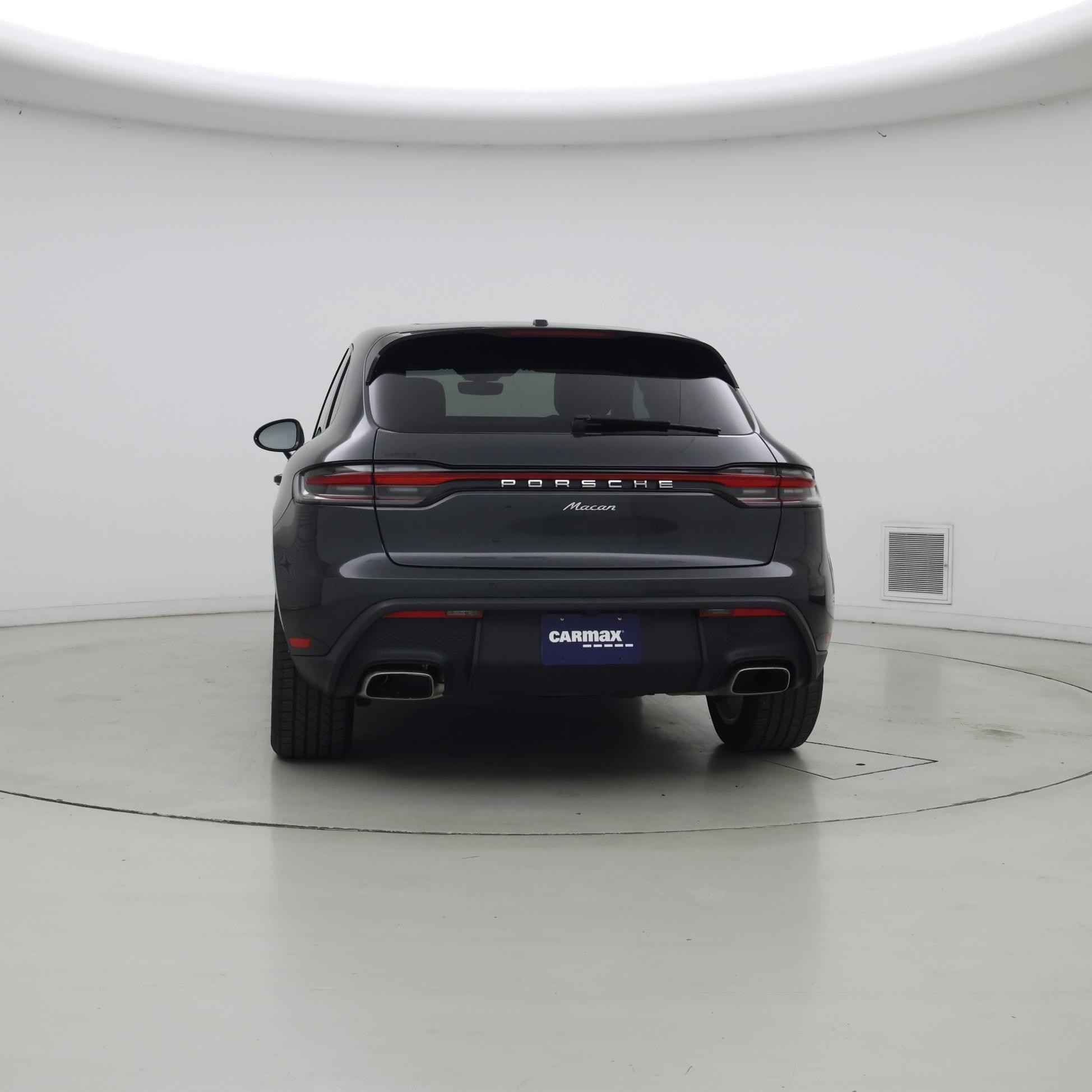 Thumbnail: 2023 Porsche Macan - 6