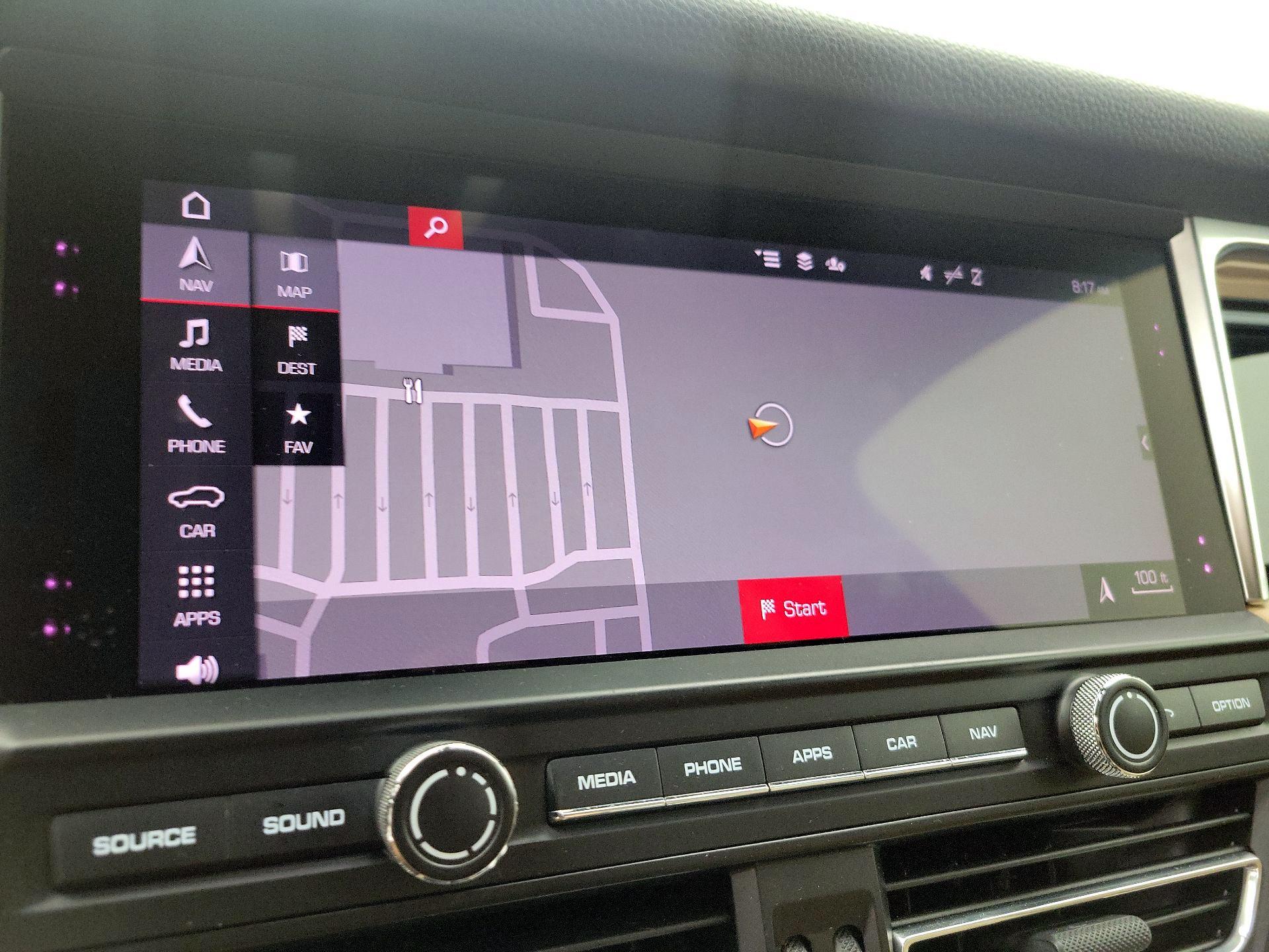 Thumbnail: 2020 Porsche Macan - 14