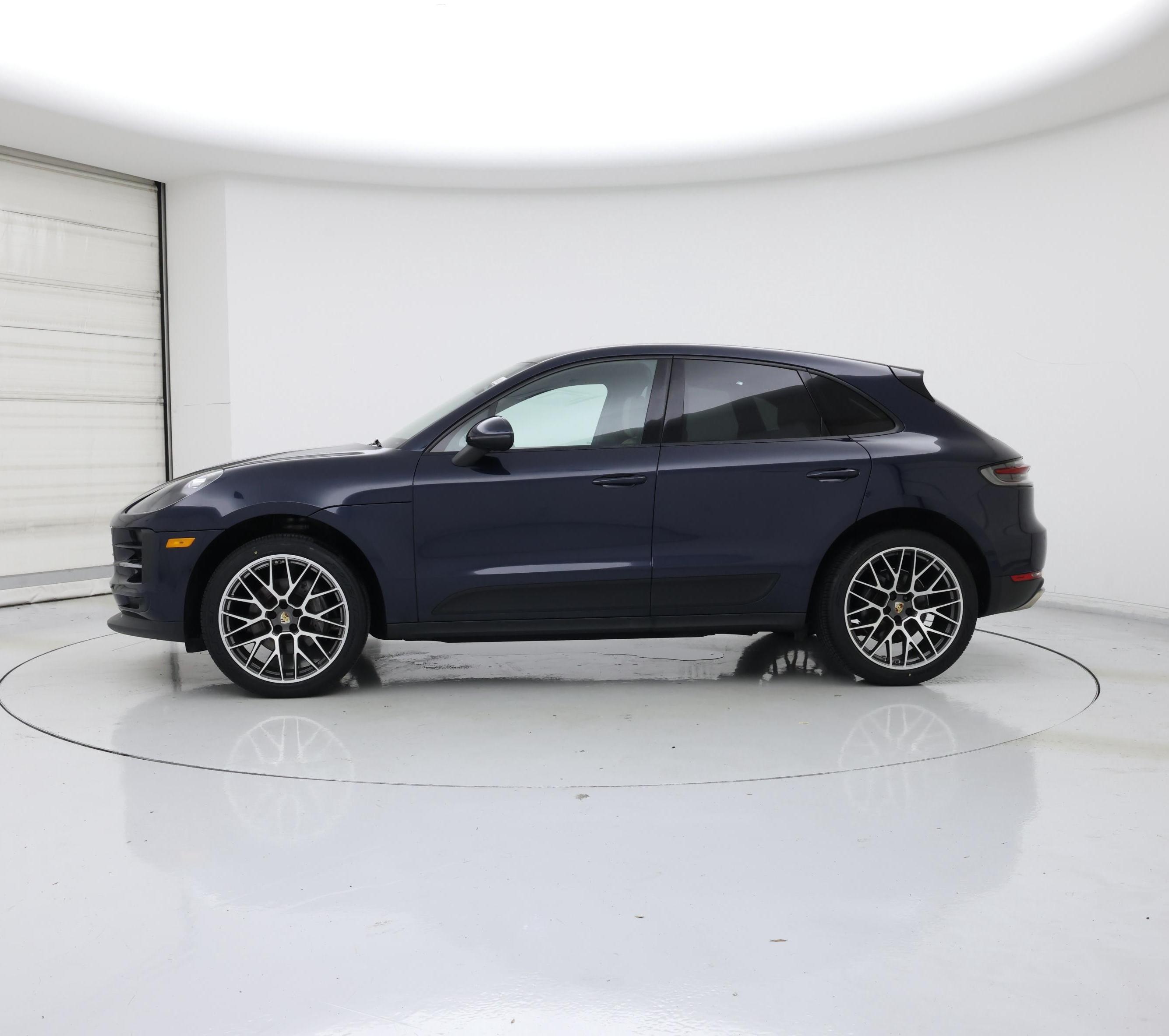 Thumbnail: 2020 Porsche Macan - 3