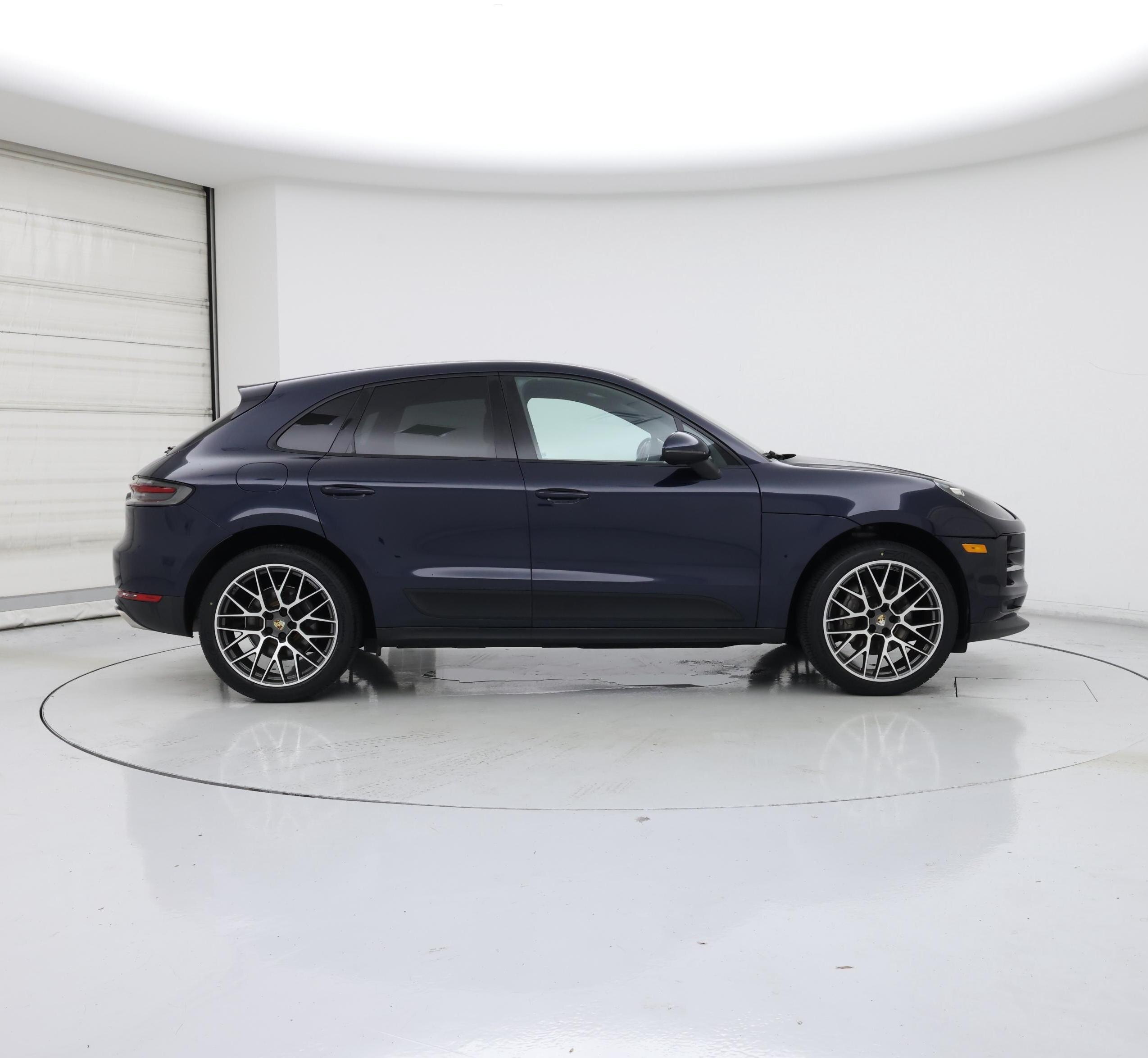 Thumbnail: 2020 Porsche Macan - 7
