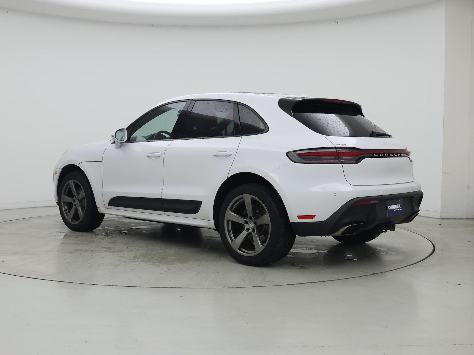 2023 Porsche Macan T - Photo 3