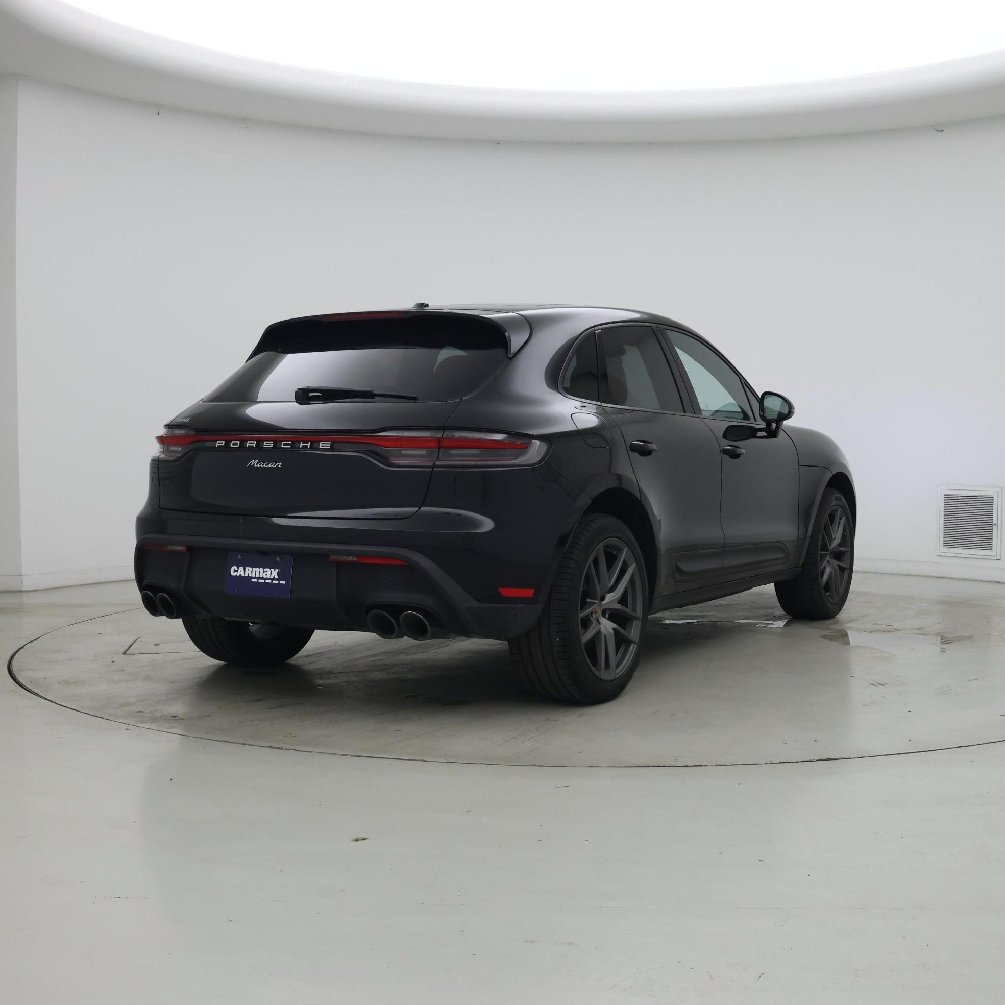 Thumbnail: 2022 Porsche Macan - 8