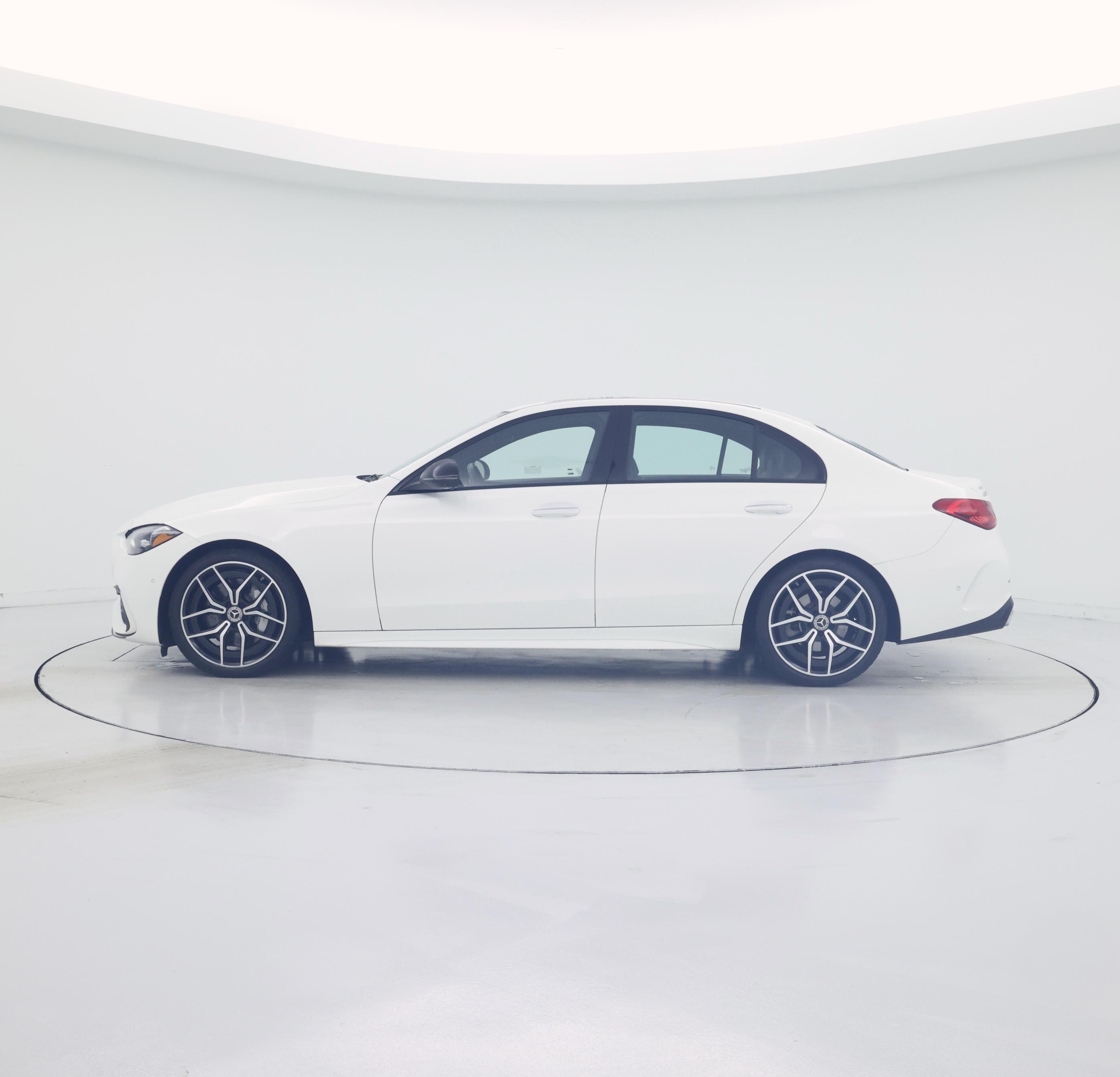 Thumbnail: 2023 Mercedes-Benz C-Class - 3