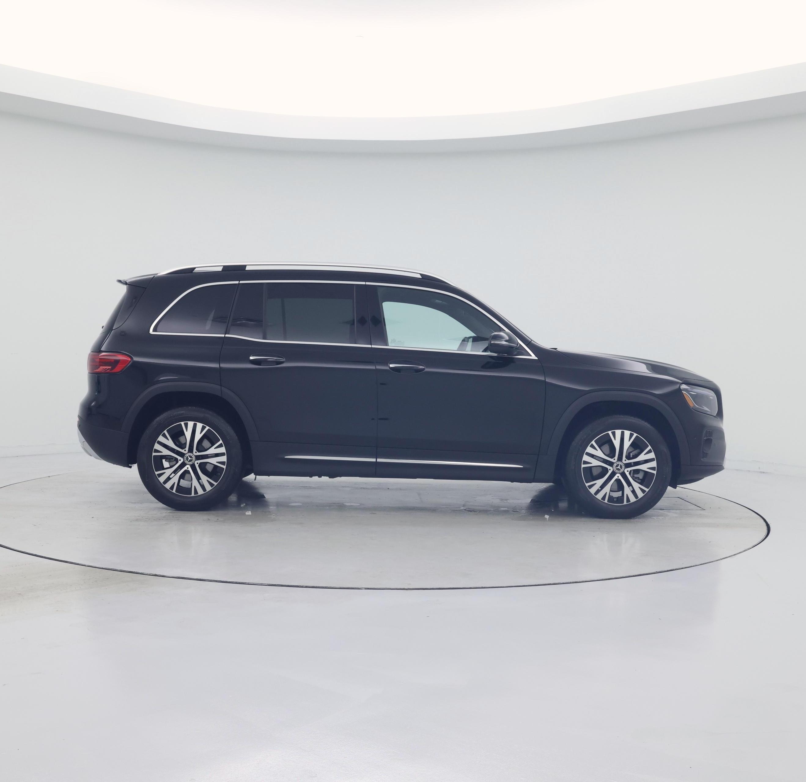 Thumbnail: 2025 Mercedes-Benz GLB - 7