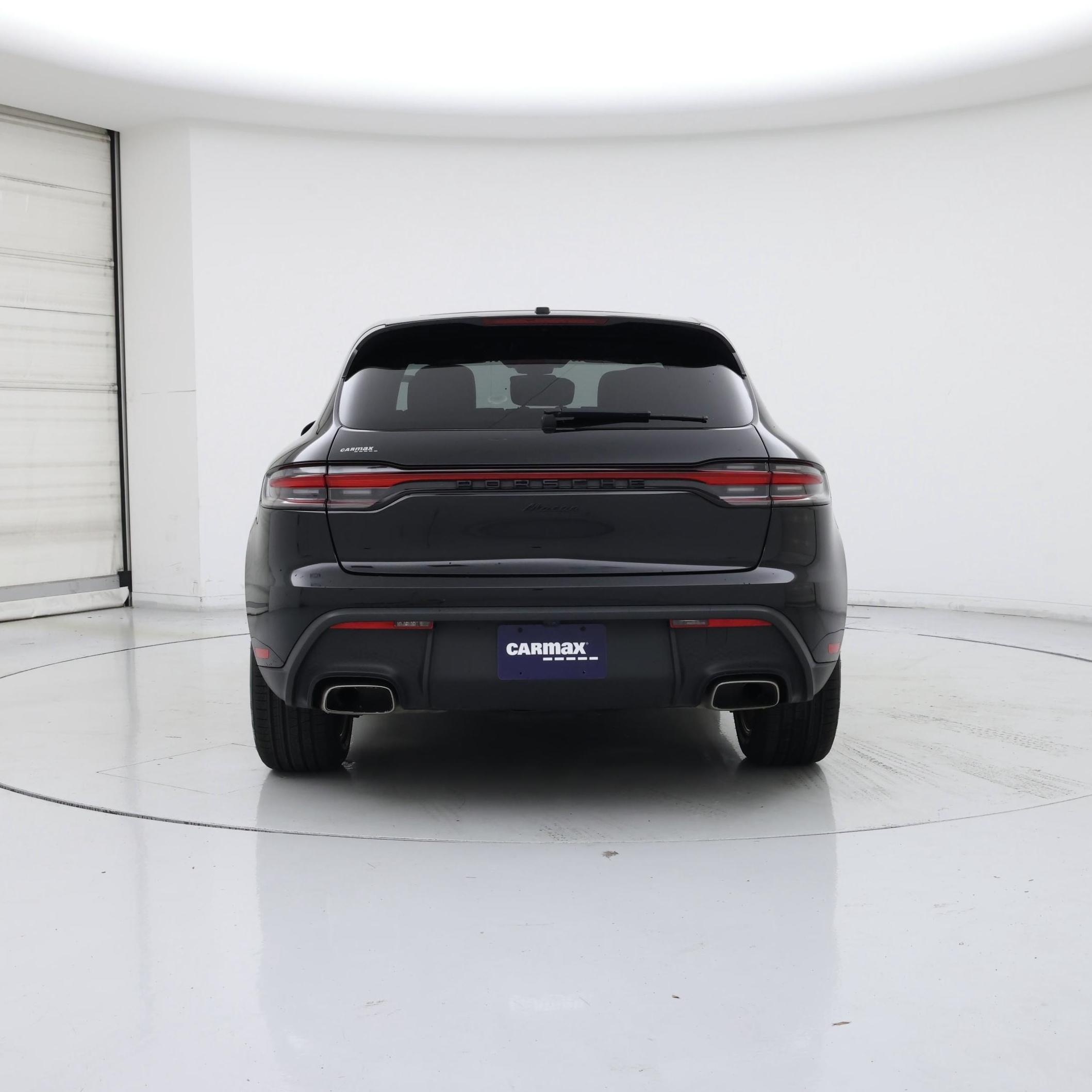 Thumbnail: 2023 Porsche Macan - 6