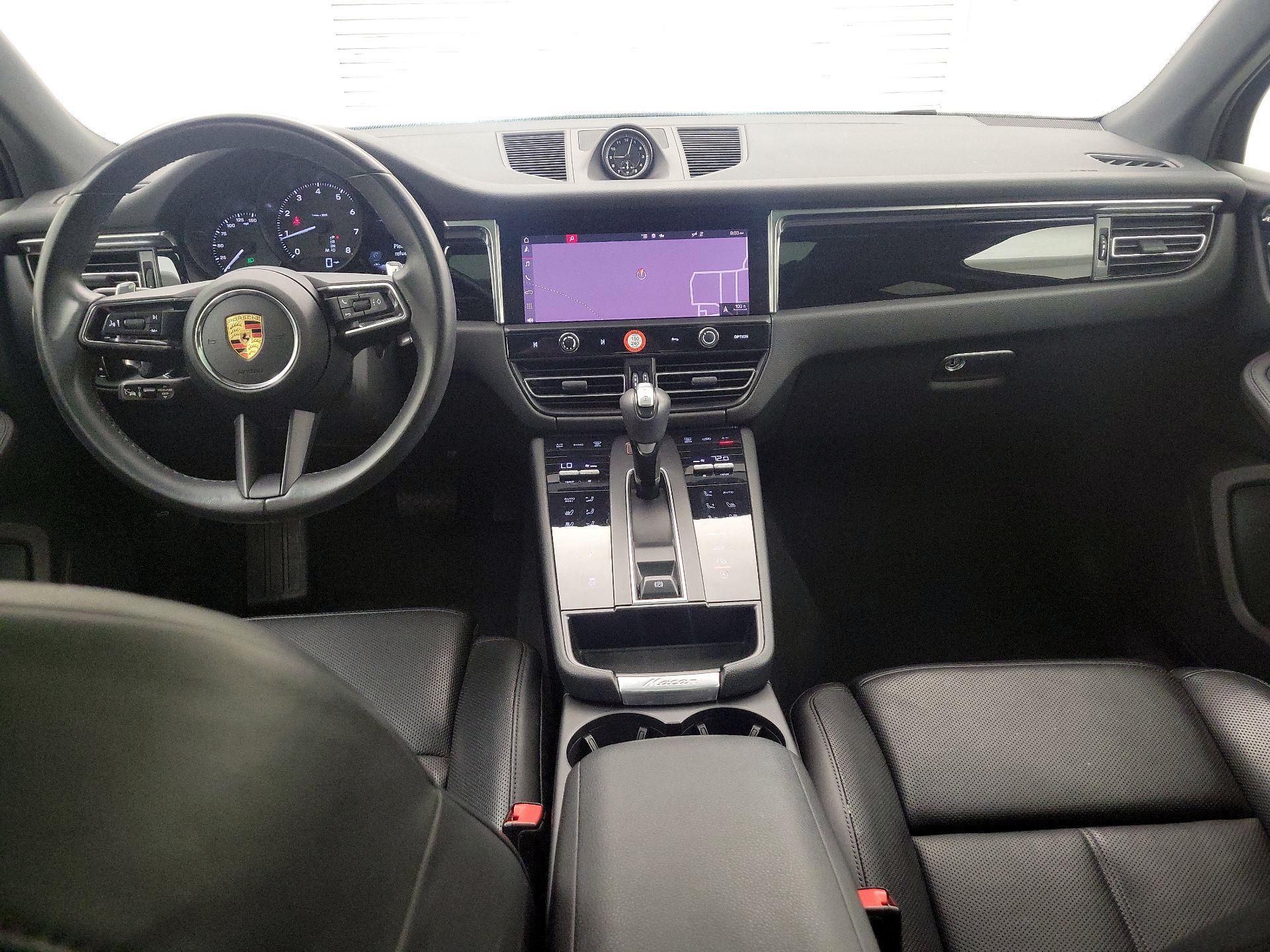 Thumbnail: 2023 Porsche Macan - 9