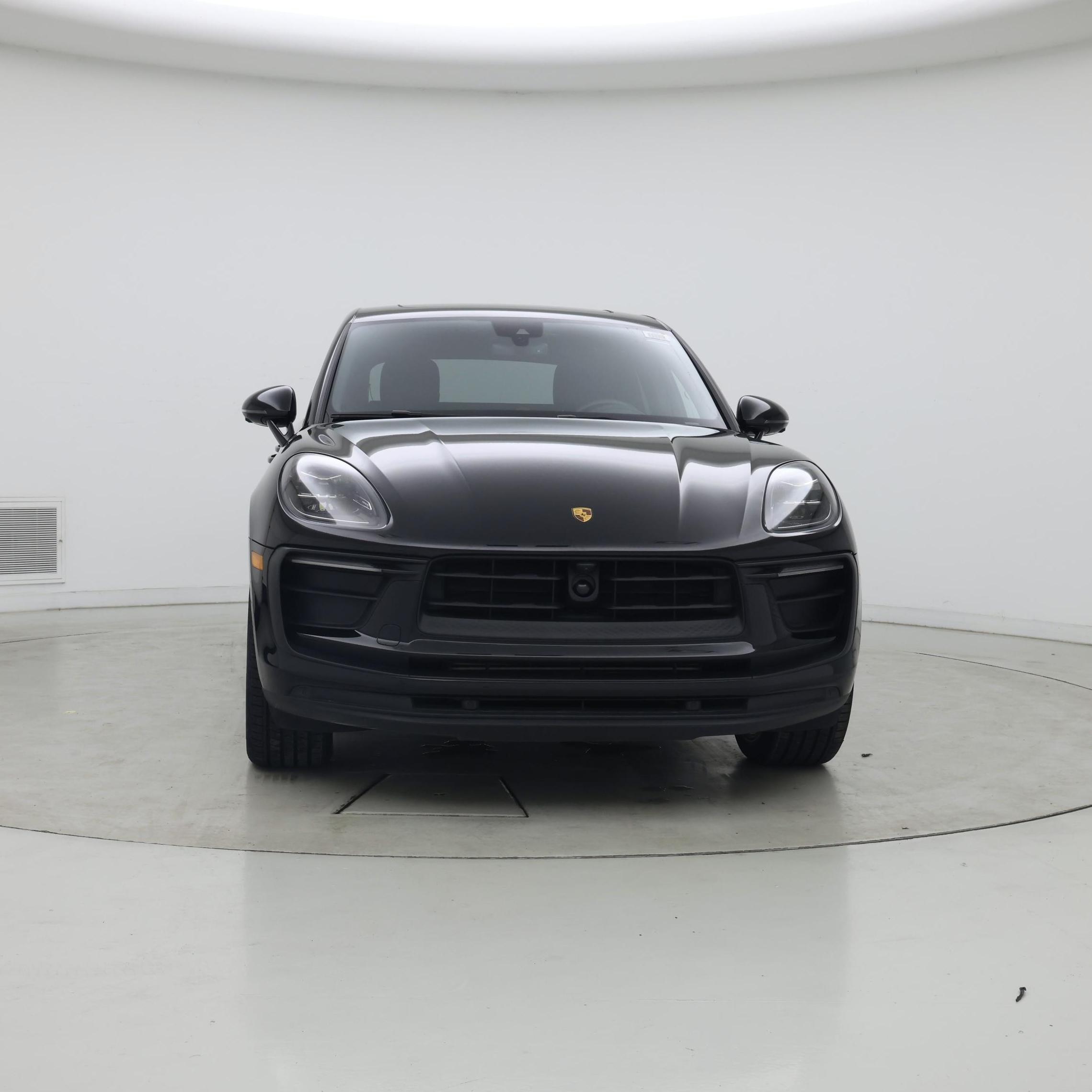 Thumbnail: 2023 Porsche Macan - 5