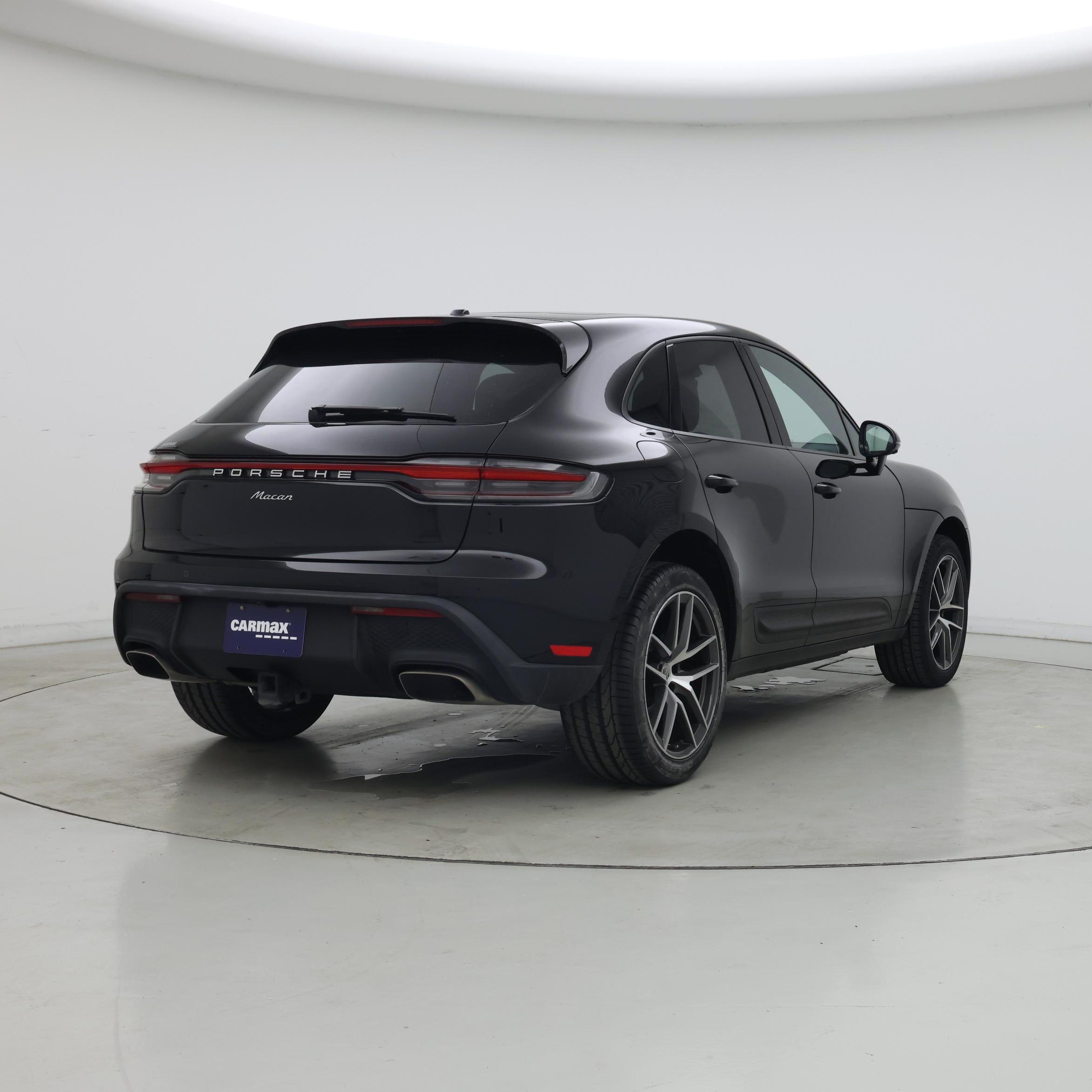 Thumbnail: 2023 Porsche Macan - 8