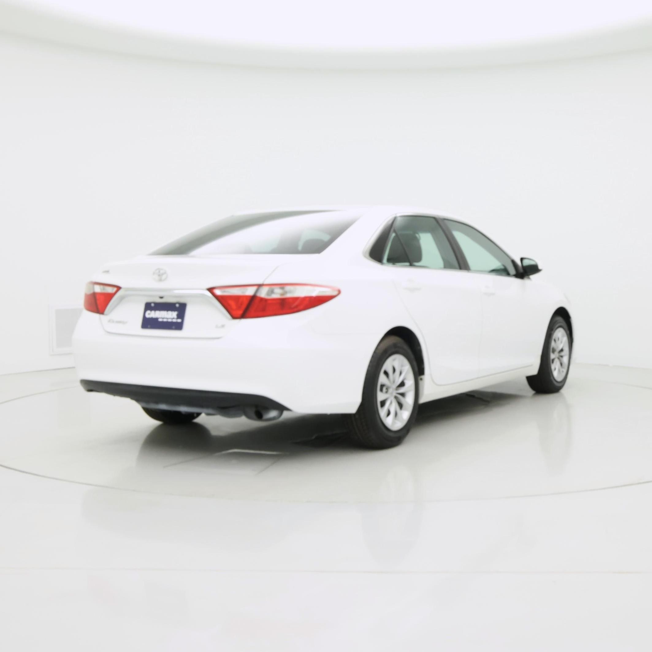 Thumbnail: 2017 Toyota Camry - 8