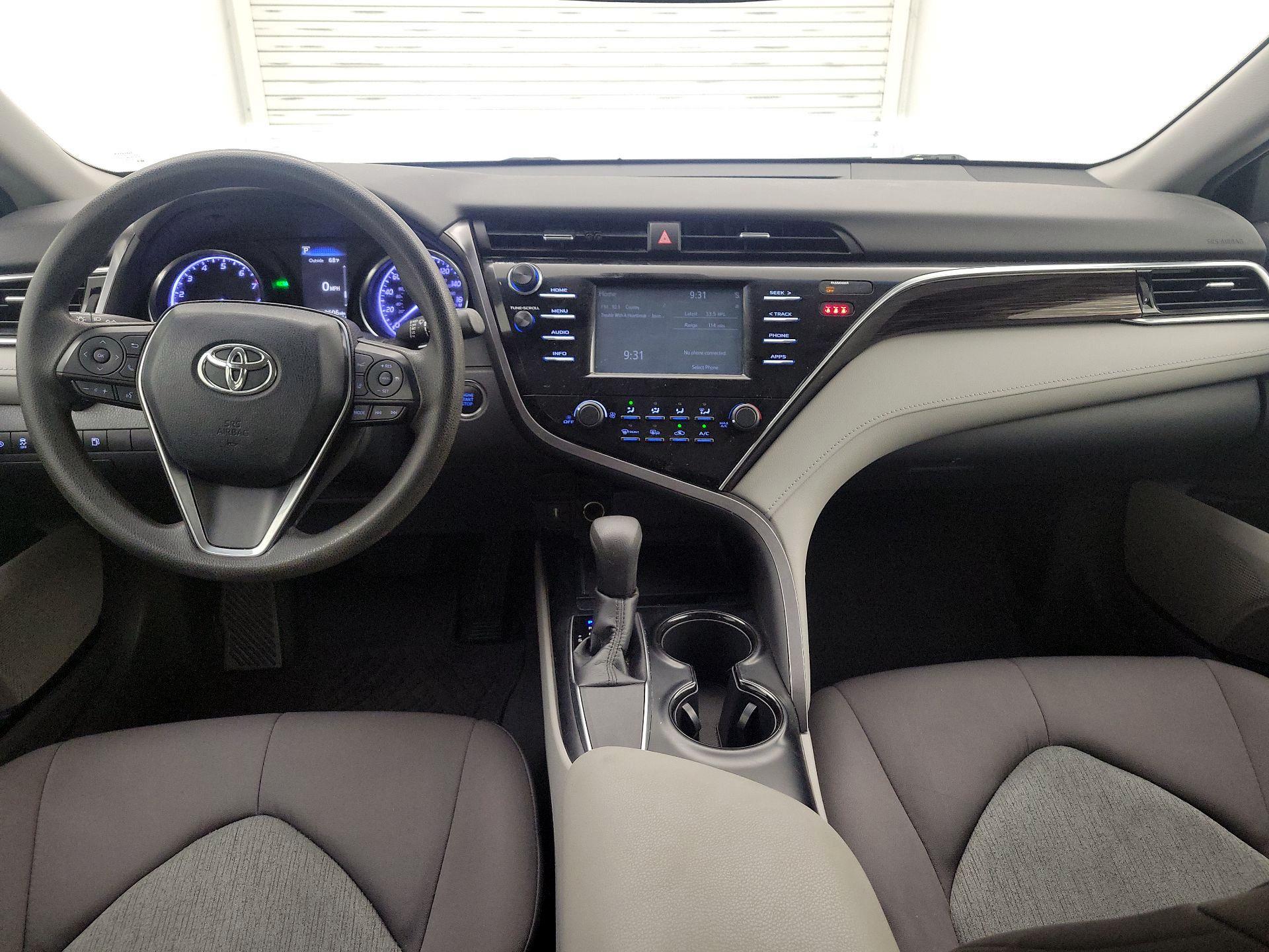 Thumbnail: 2018 Toyota Camry - 9